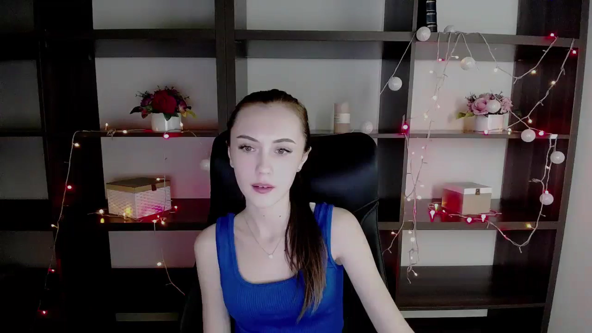 Gallery image thumbnail from Nikonara_'s myfreecams stream on, 12/27/2023, 18:44 image 19 of 20