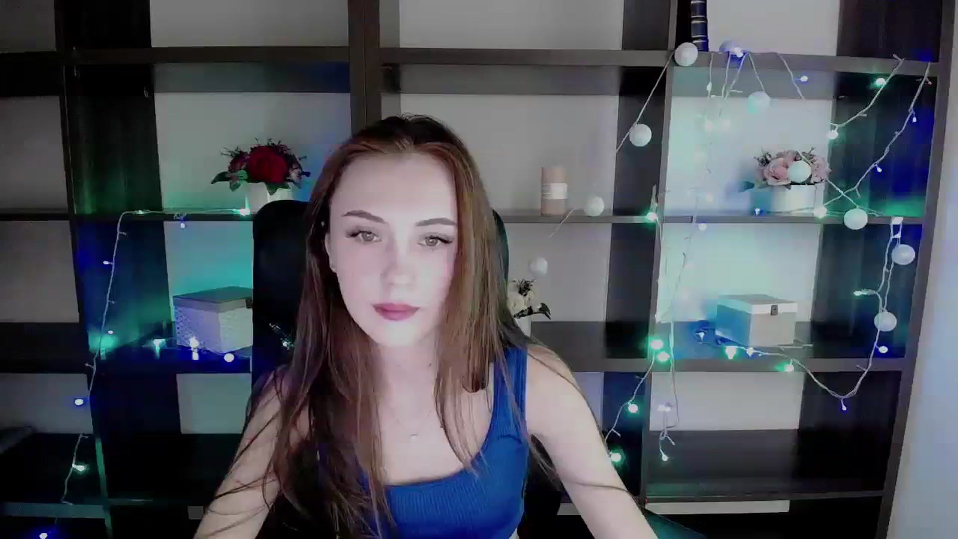 Gallery image thumbnail from Nikonara_'s myfreecams stream on, 12/27/2023, 18:44 image 4 of 20