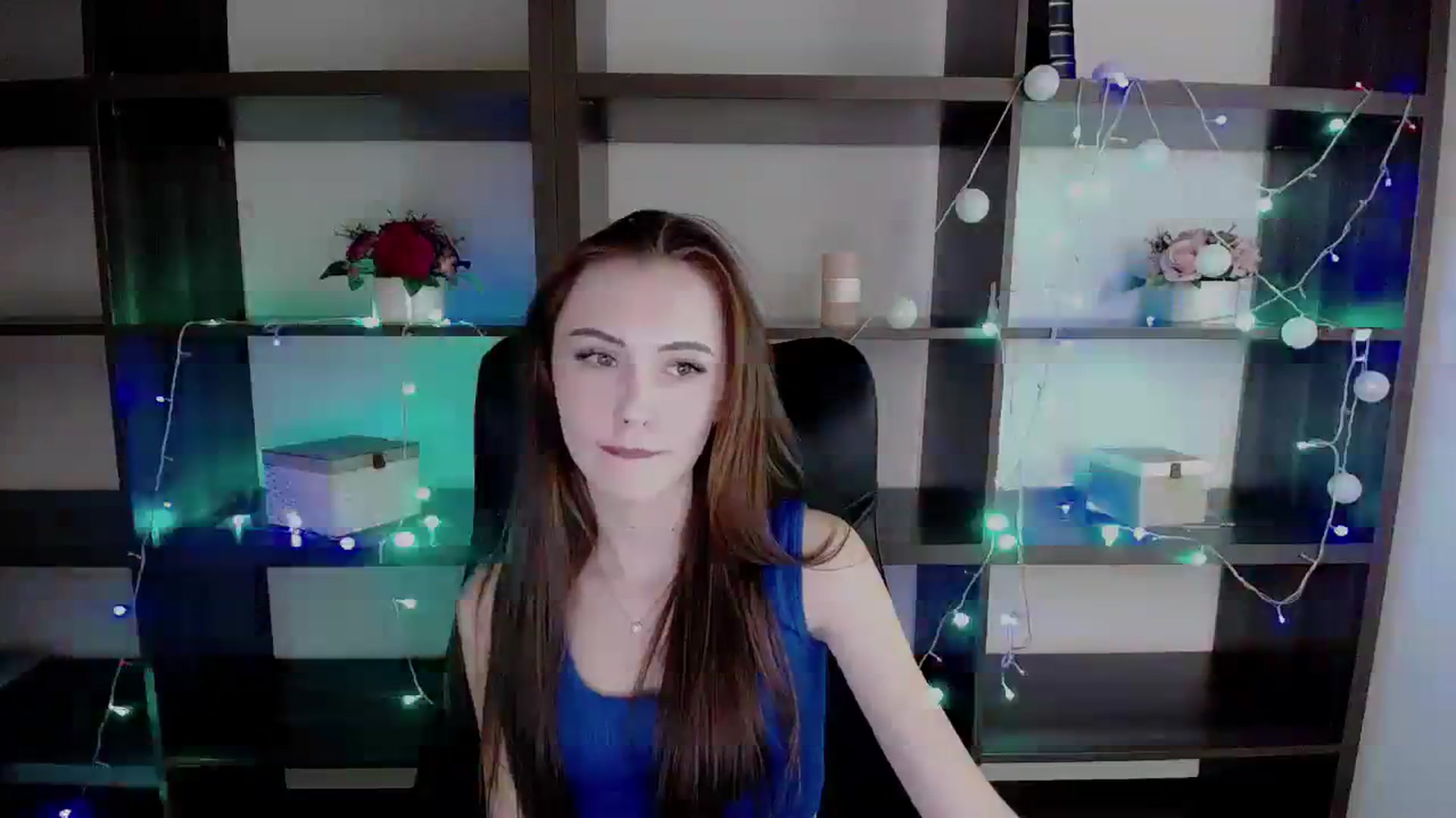 Gallery image thumbnail from Nikonara_'s myfreecams stream on, 12/27/2023, 18:44 image 12 of 20