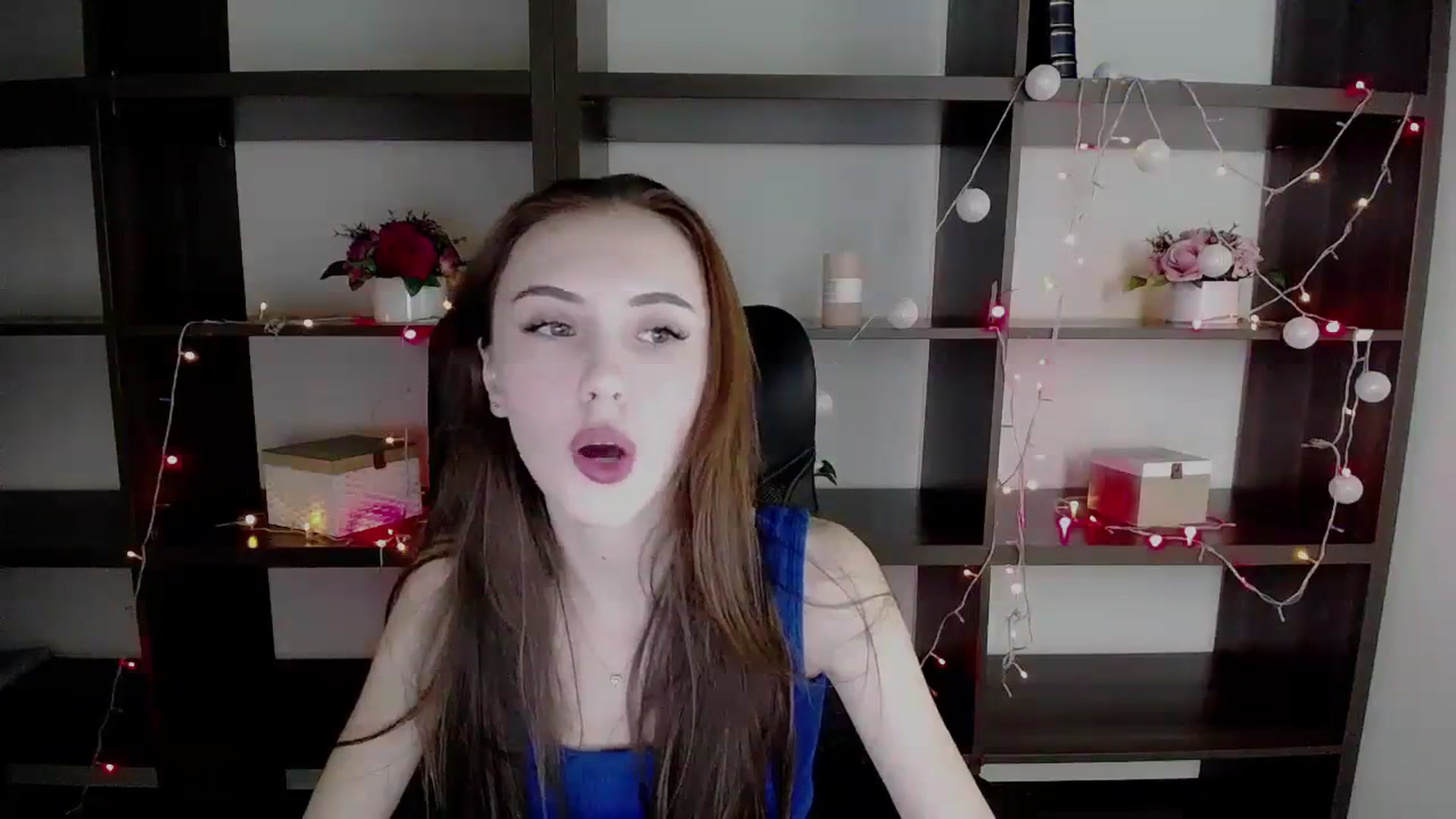 Gallery image thumbnail from Nikonara_'s myfreecams stream on, 12/27/2023, 18:44 image 5 of 20