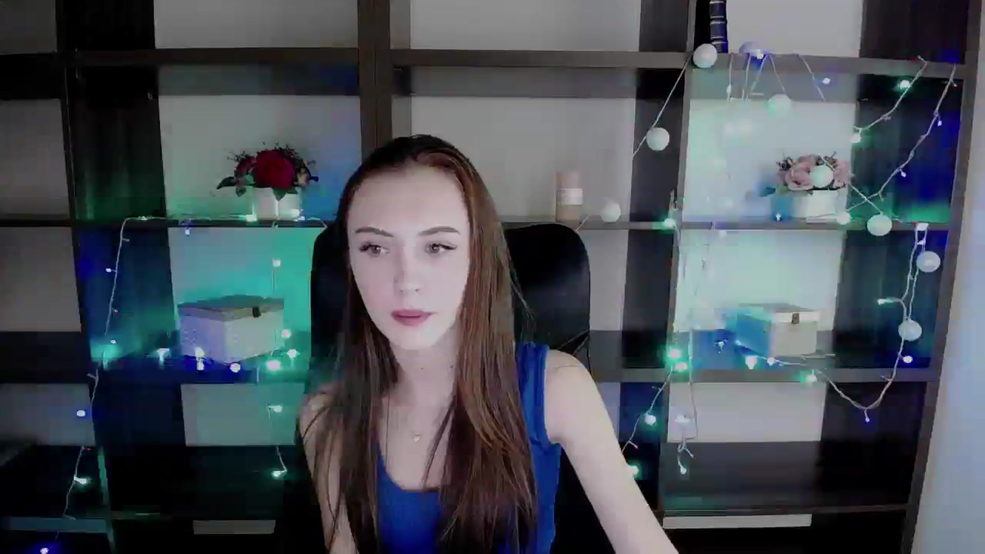 Gallery image thumbnail from Nikonara_'s myfreecams stream on, 12/27/2023, 18:44 image 10 of 20