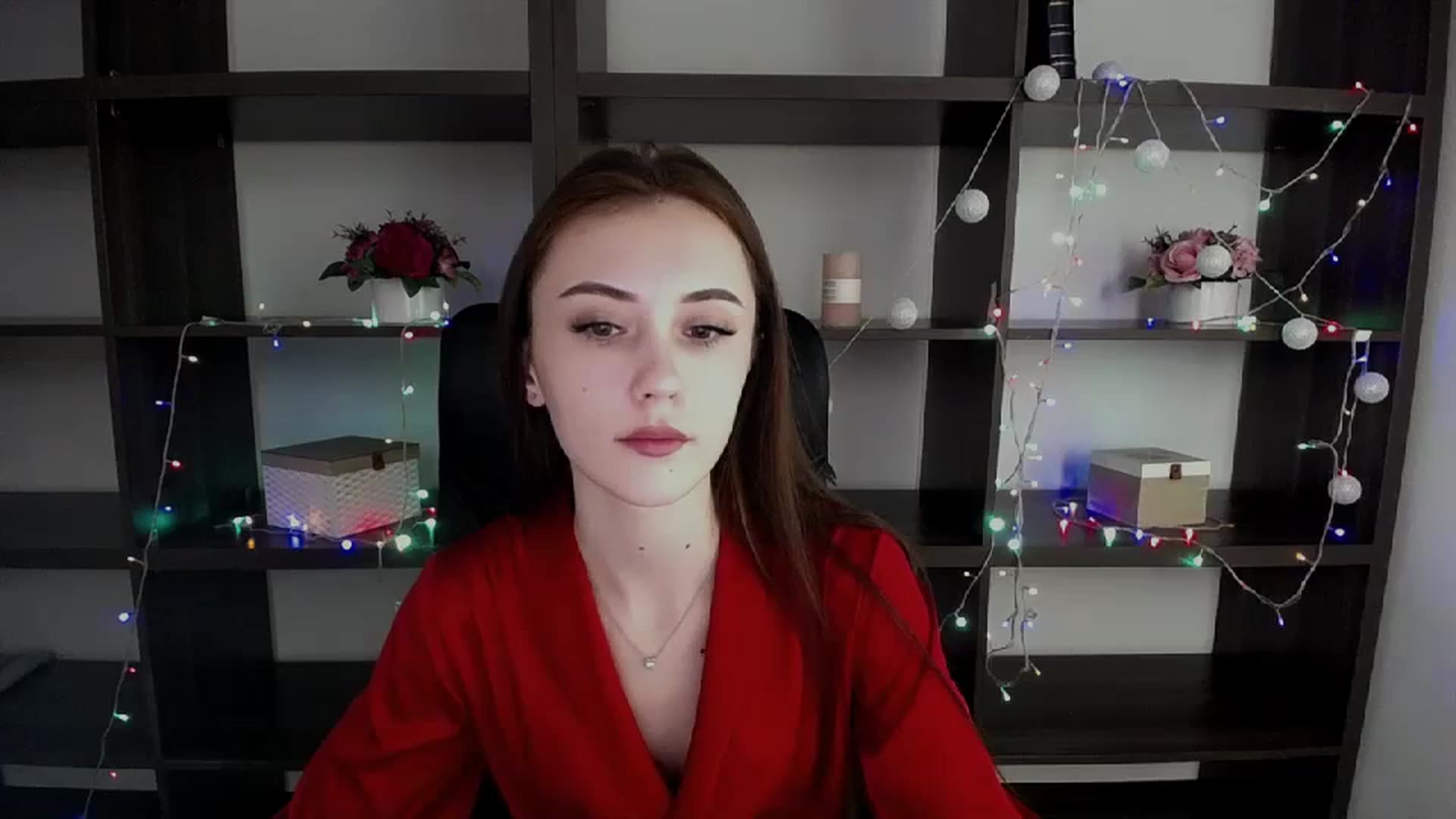 Gallery image thumbnail from Nikonara_'s myfreecams stream on, 12/28/2023, 14:10 image 12 of 20