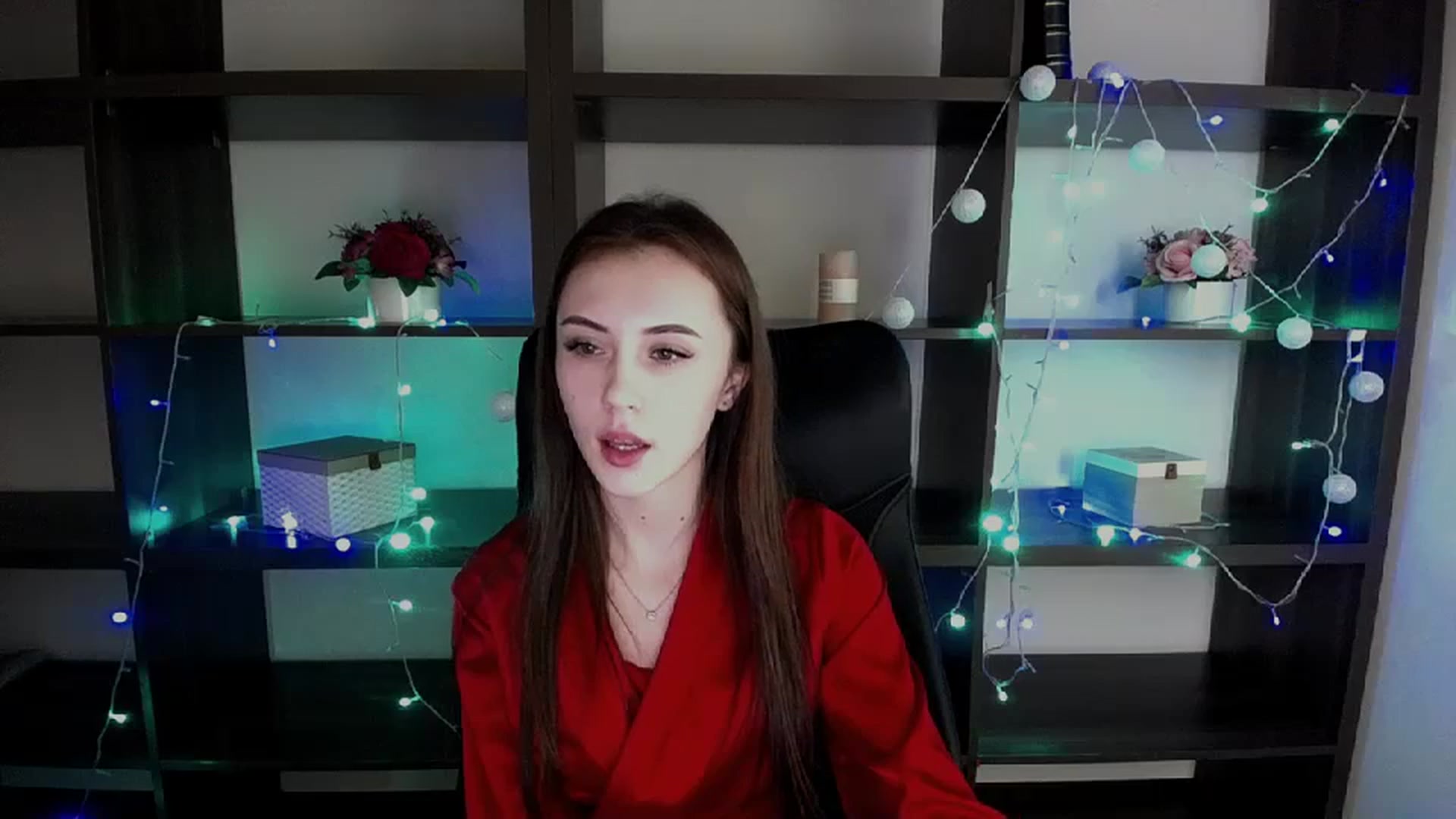 Gallery image thumbnail from Nikonara_'s myfreecams stream on, 12/28/2023, 16:01 image 19 of 20