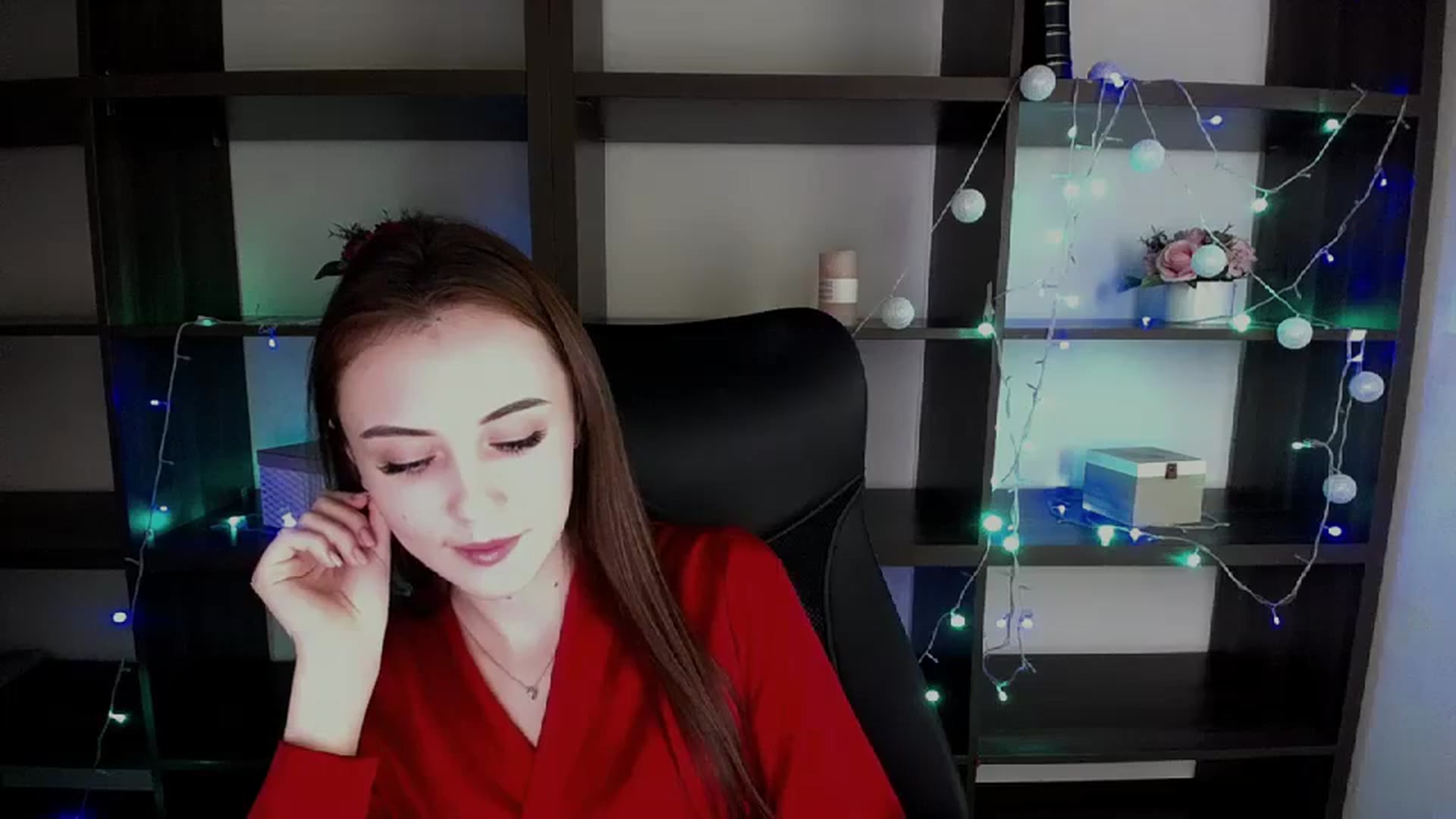 Gallery image thumbnail from Nikonara_'s myfreecams stream on, 12/28/2023, 16:01 image 13 of 20
