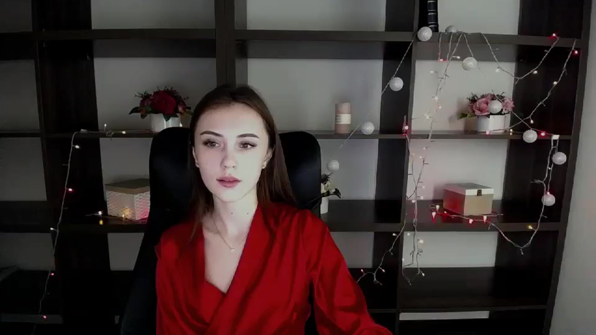 Gallery image thumbnail from Nikonara_'s myfreecams stream on, 12/28/2023, 16:01 image 2 of 20