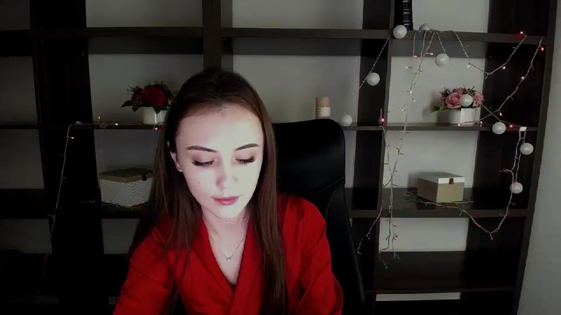 Gallery image thumbnail from Nikonara_'s myfreecams stream on, 12/28/2023, 16:01 image 17 of 20