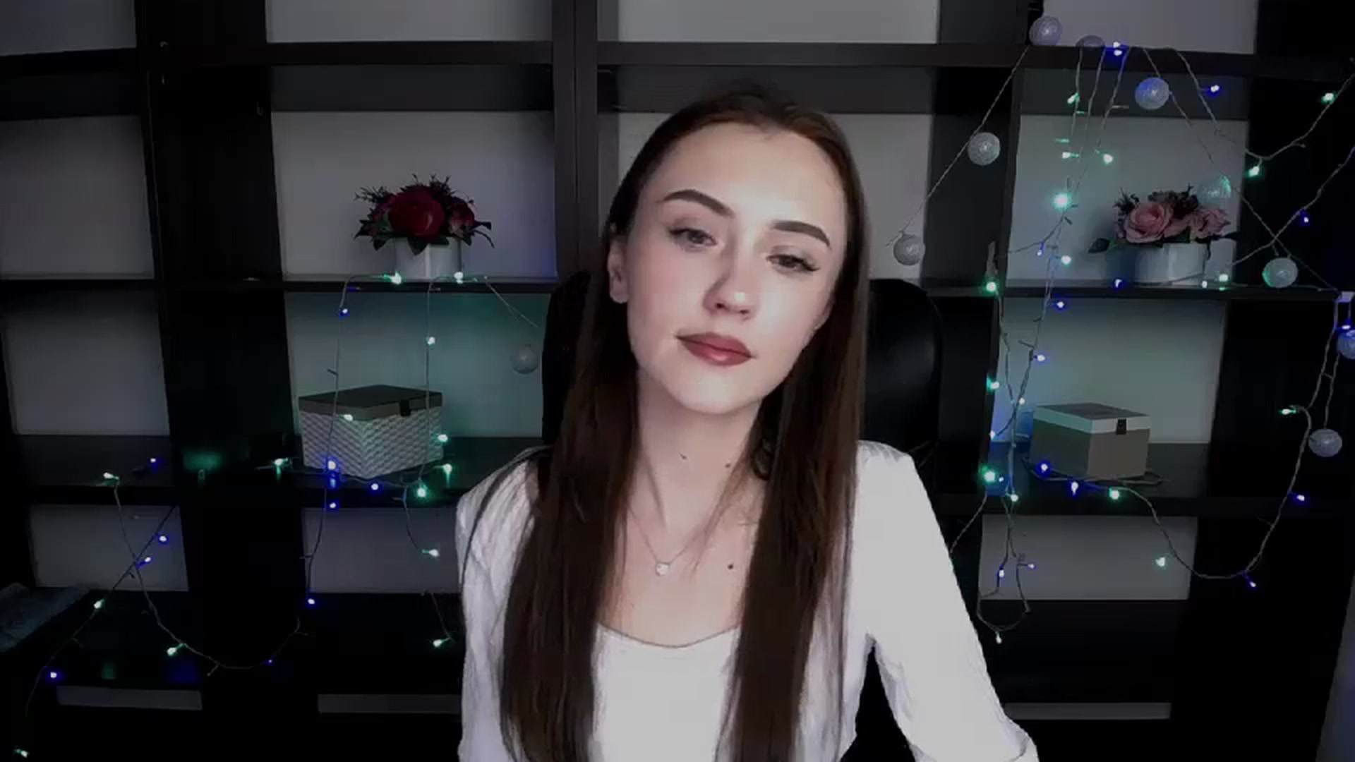 Gallery image thumbnail from Nikonara_'s myfreecams stream on, 01/09/2024, 12:49 image 11 of 20