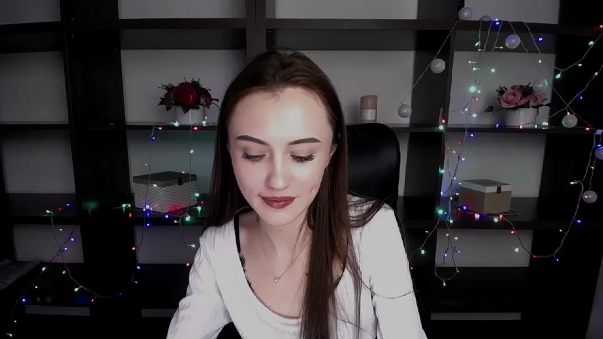 Gallery image thumbnail from Nikonara_'s myfreecams stream on, 01/09/2024, 12:49 image 7 of 20