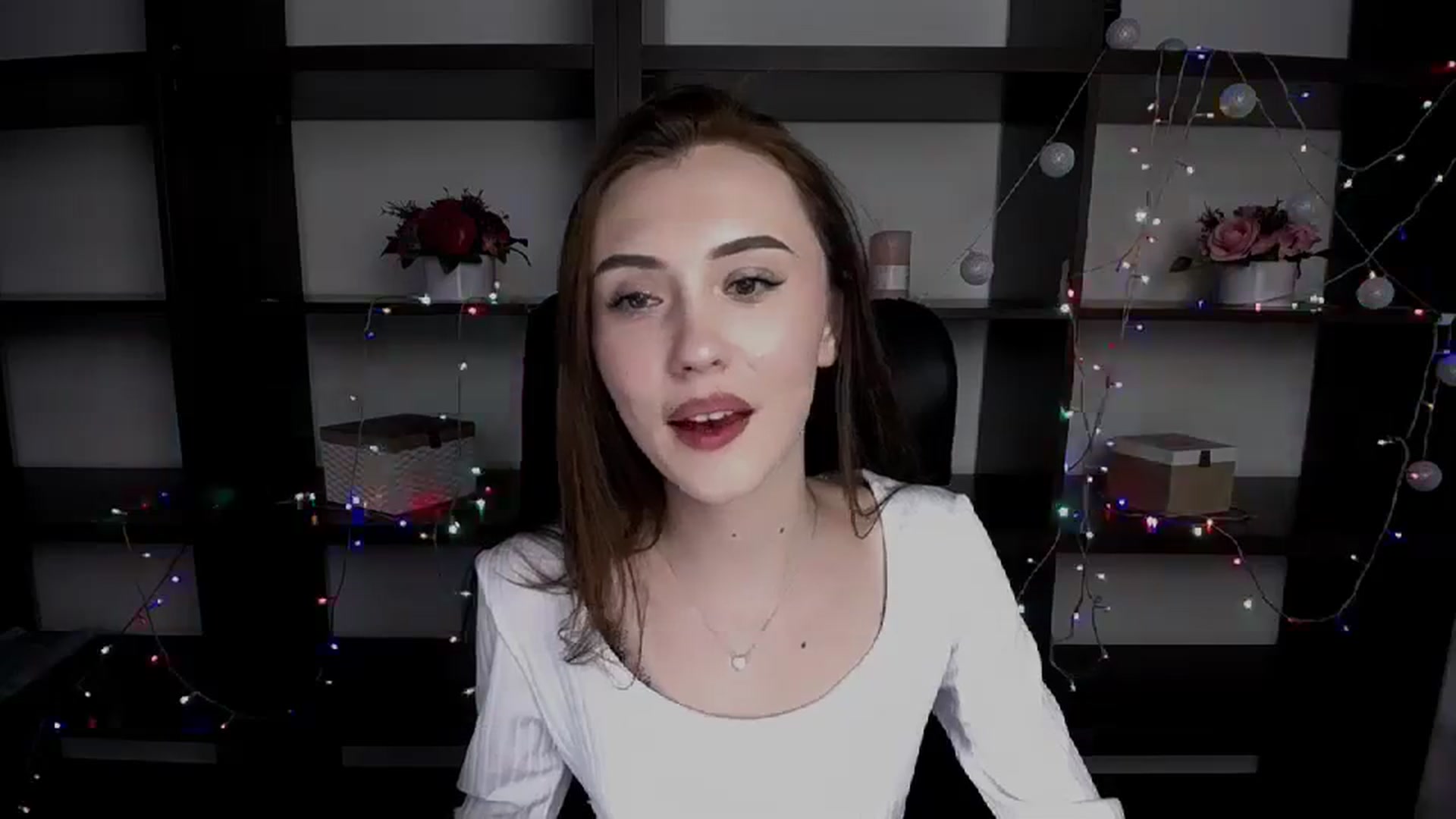 Gallery image thumbnail from Nikonara_'s myfreecams stream on, 01/09/2024, 13:09 image 9 of 20