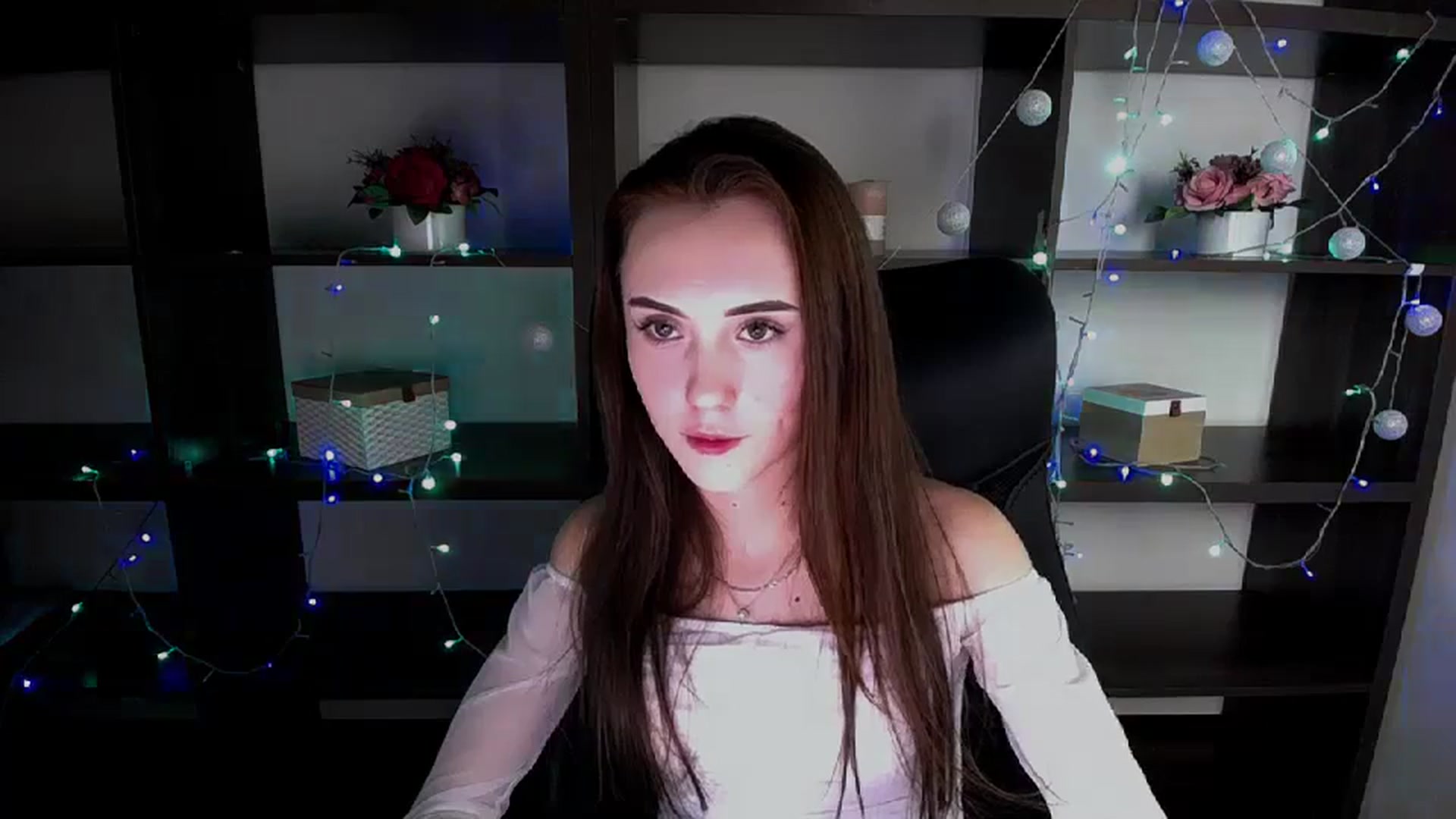 Gallery image thumbnail from Nikonara_'s myfreecams stream on, 01/10/2024, 18:52 image 14 of 20