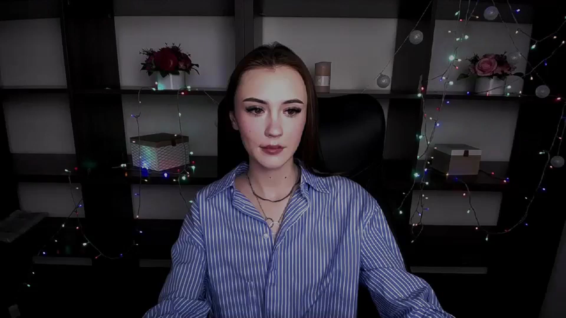 Gallery image thumbnail from Nikonara_'s myfreecams stream on, 01/17/2024, 12:30 image 15 of 20