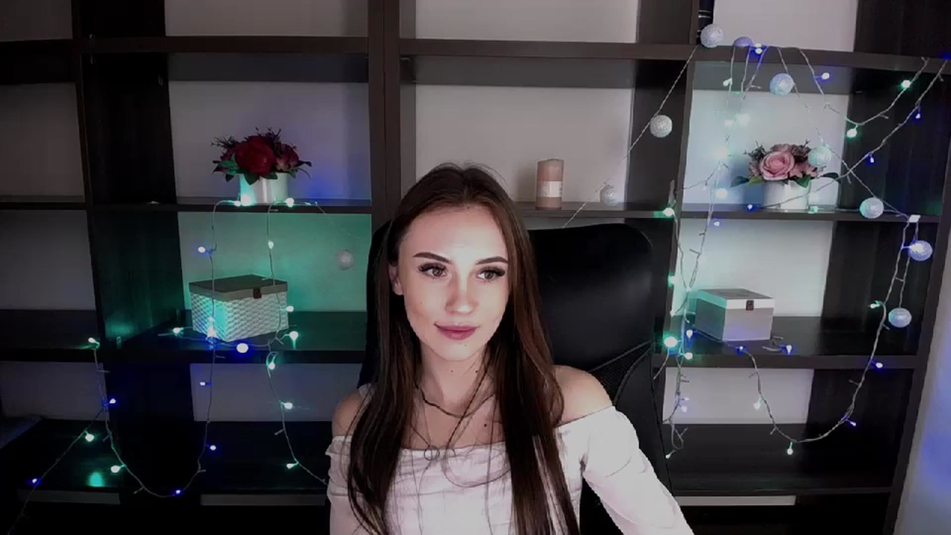 Gallery image thumbnail from Nikonara_'s myfreecams stream on, 01/23/2024, 13:56 image 3 of 20