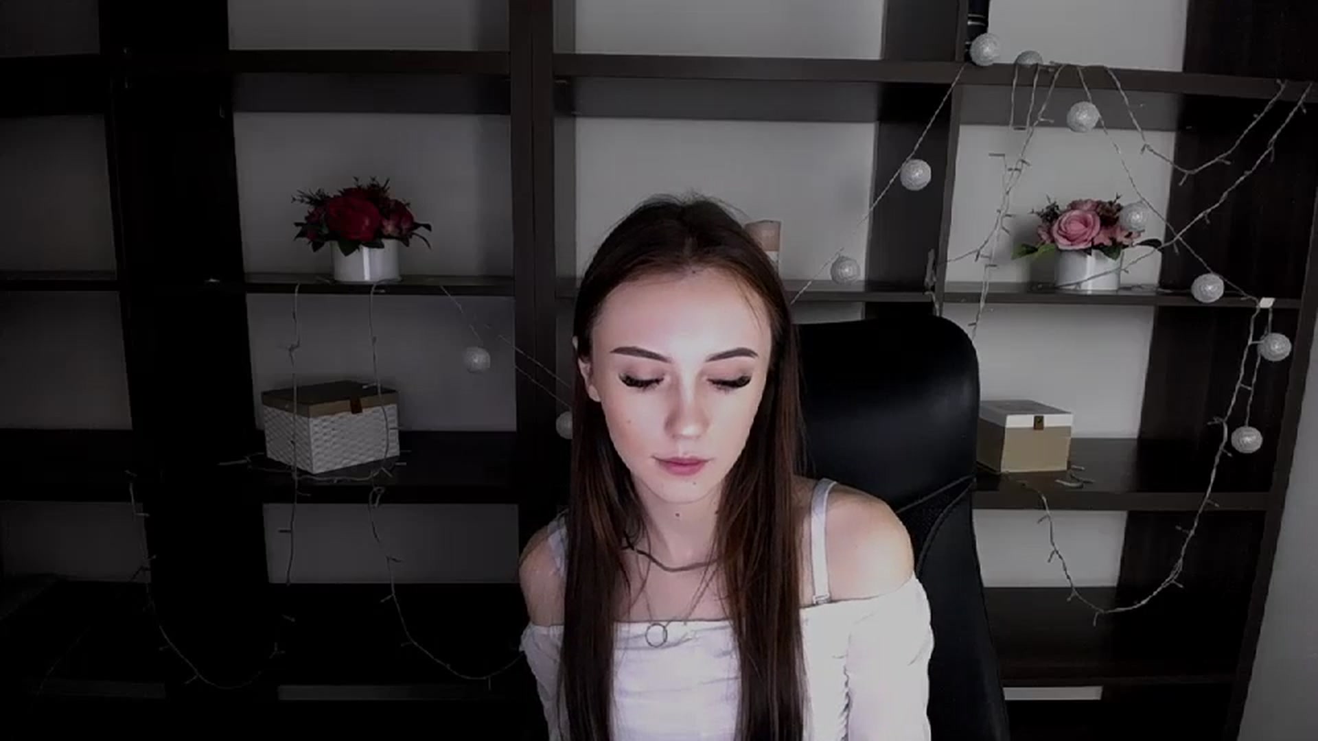 Gallery image thumbnail from Nikonara_'s myfreecams stream on, 01/23/2024, 13:56 image 16 of 20