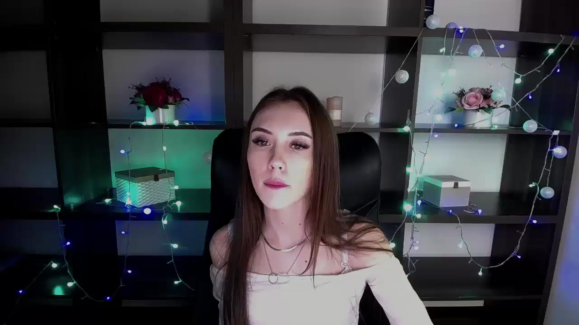 Gallery image thumbnail from Nikonara_'s myfreecams stream on, 01/23/2024, 15:47 image 18 of 20