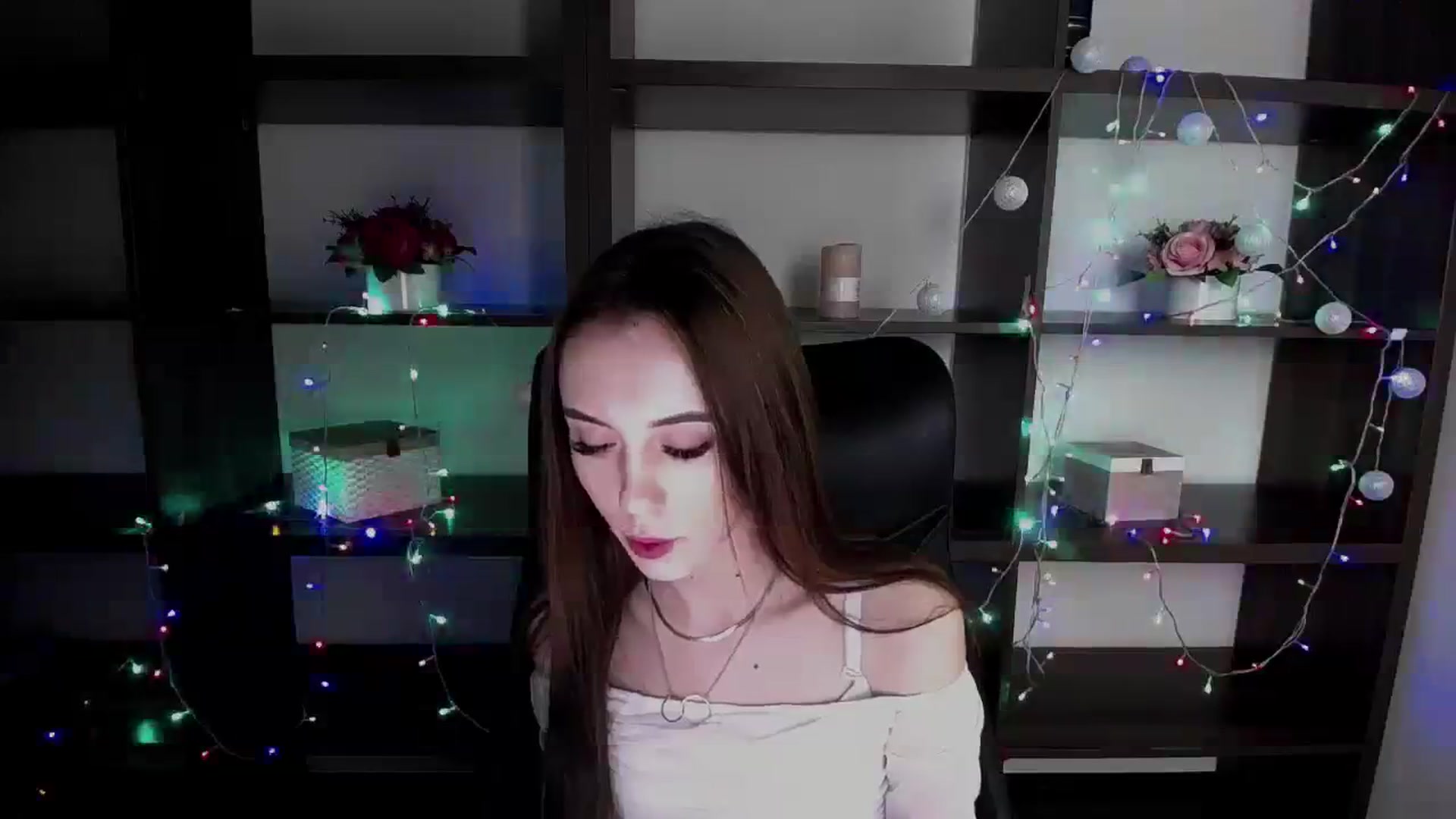 Gallery image thumbnail from Nikonara_'s myfreecams stream on, 01/23/2024, 15:47 image 11 of 20