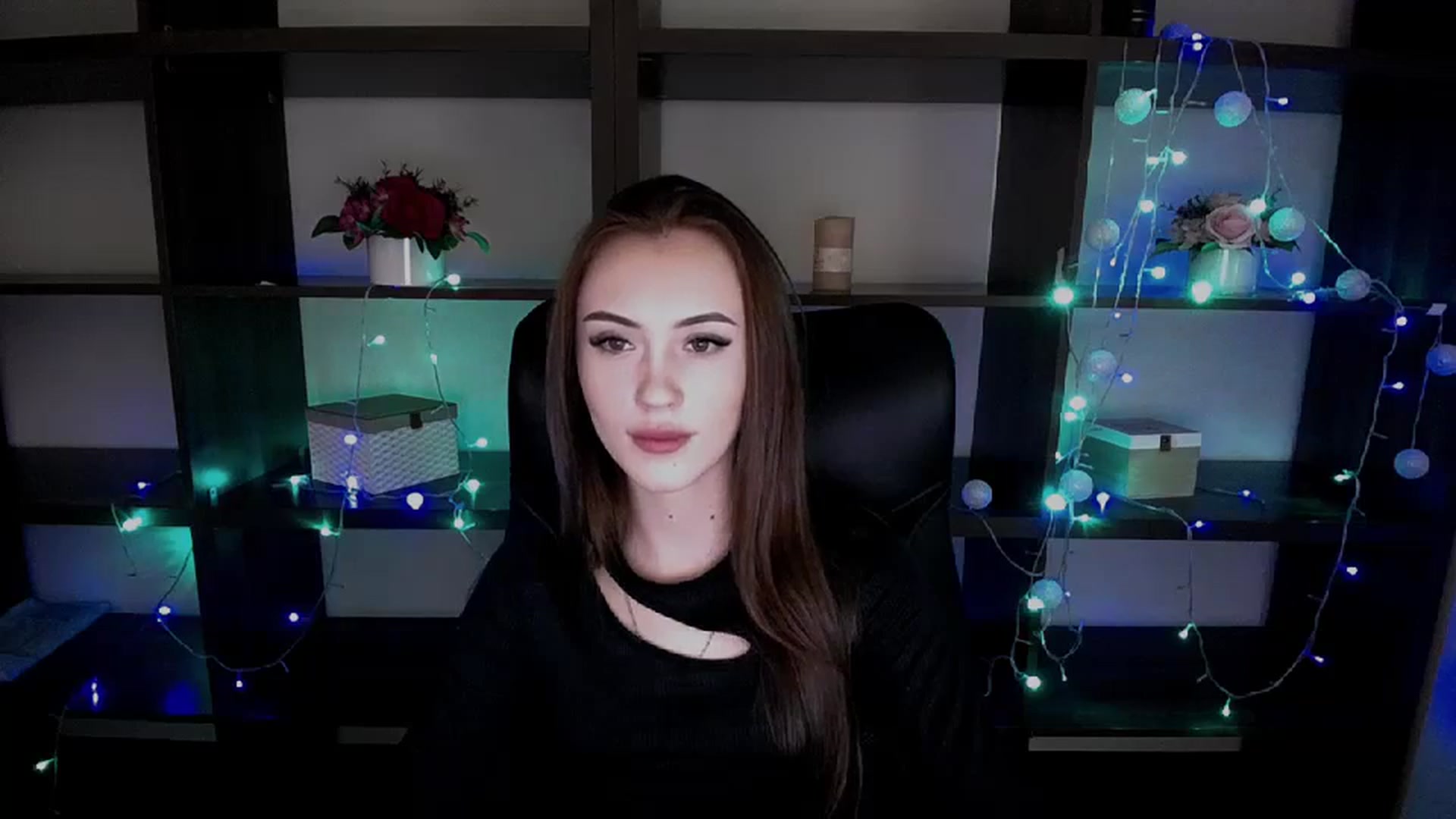 Gallery image thumbnail from Nikonara_'s myfreecams stream on, 02/13/2024, 15:11 image 11 of 20