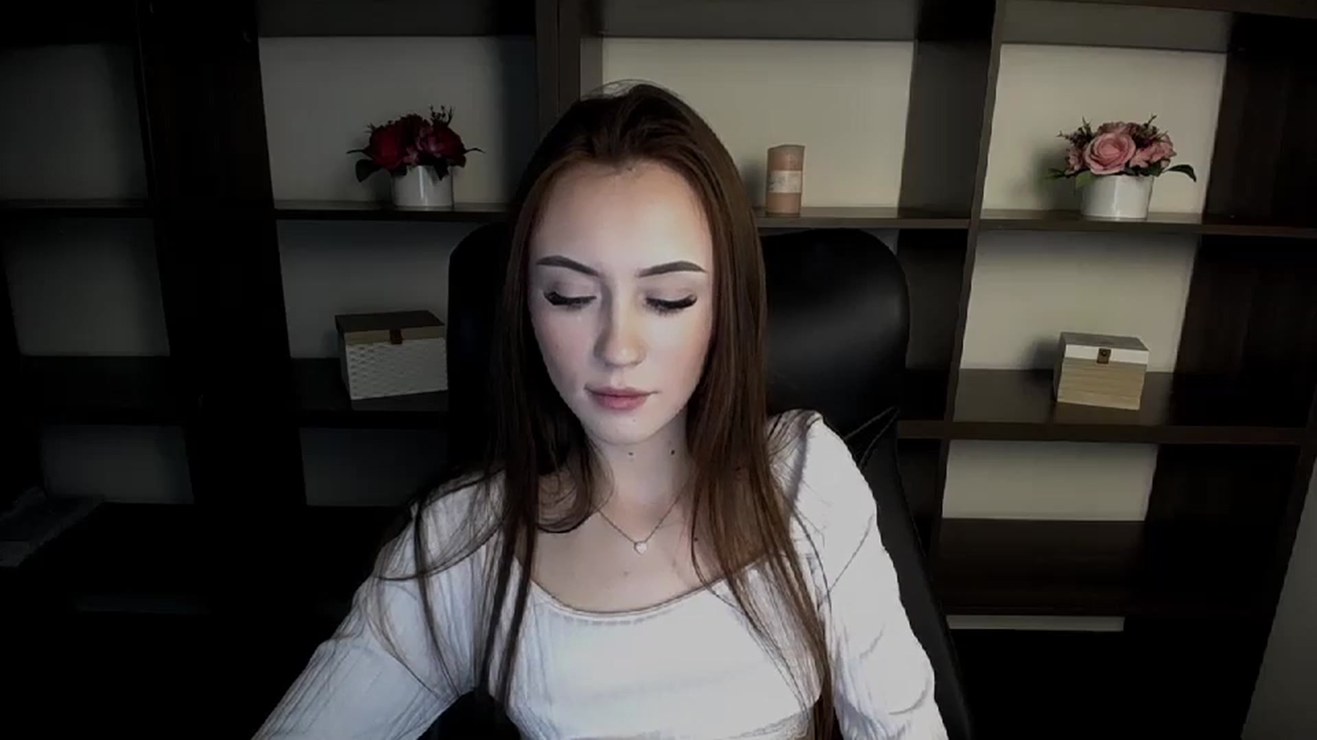 Gallery image thumbnail from Nikonara_'s myfreecams stream on, 02/28/2024, 15:47 image 19 of 20