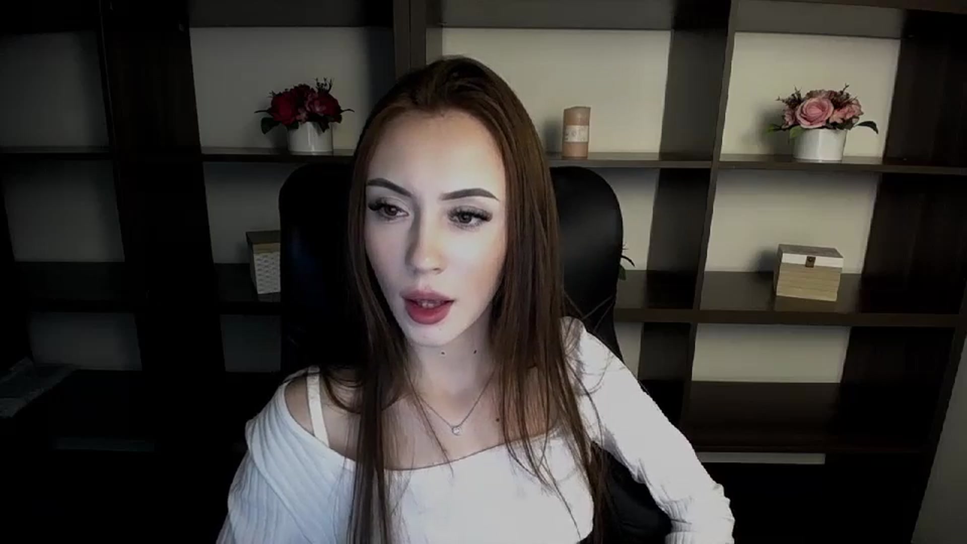 Gallery image thumbnail from Nikonara_'s myfreecams stream on, 02/28/2024, 15:47 image 13 of 20