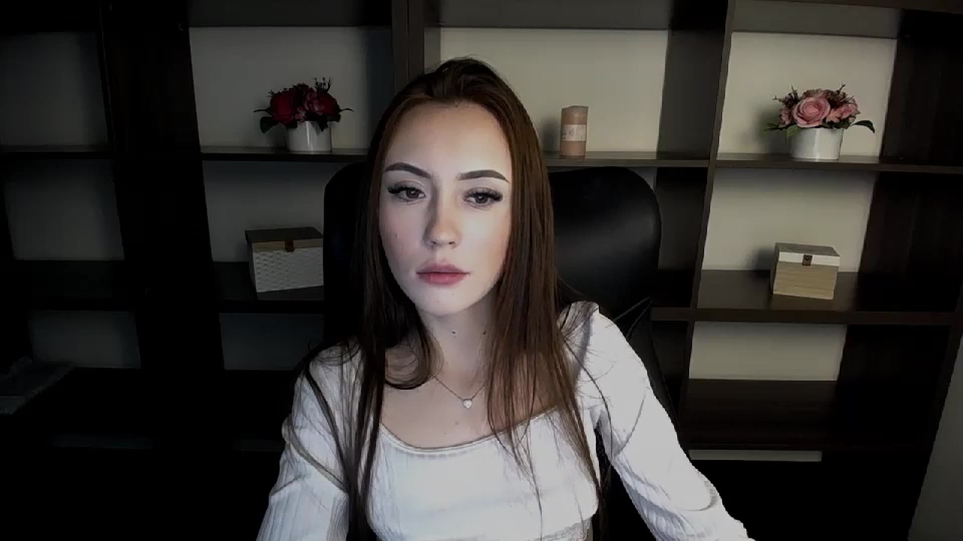 Gallery image thumbnail from Nikonara_'s myfreecams stream on, 02/28/2024, 15:47 image 15 of 20