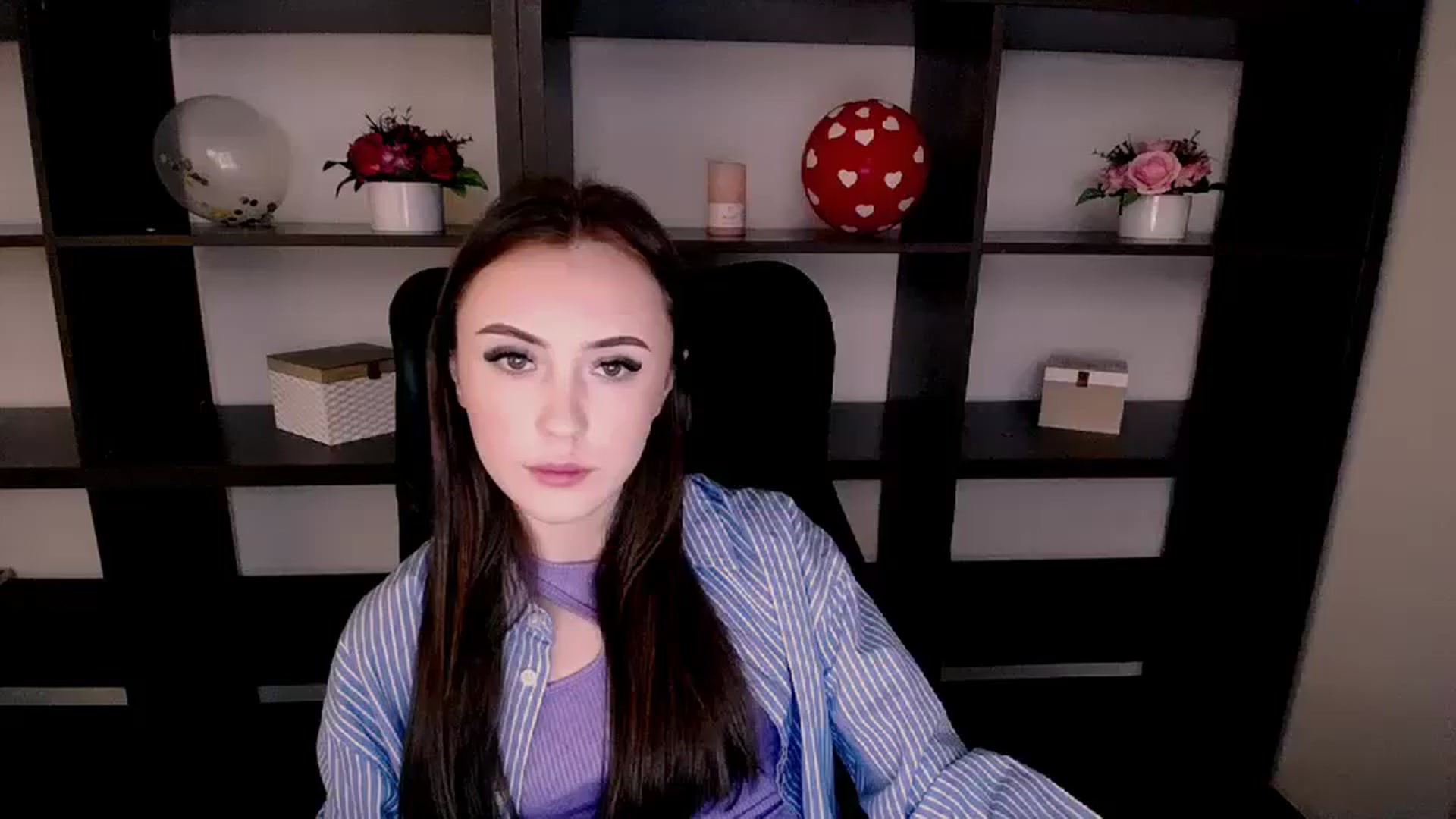 Gallery image thumbnail from Nikonara_'s myfreecams stream on, 03/21/2024, 15:57 image 16 of 20