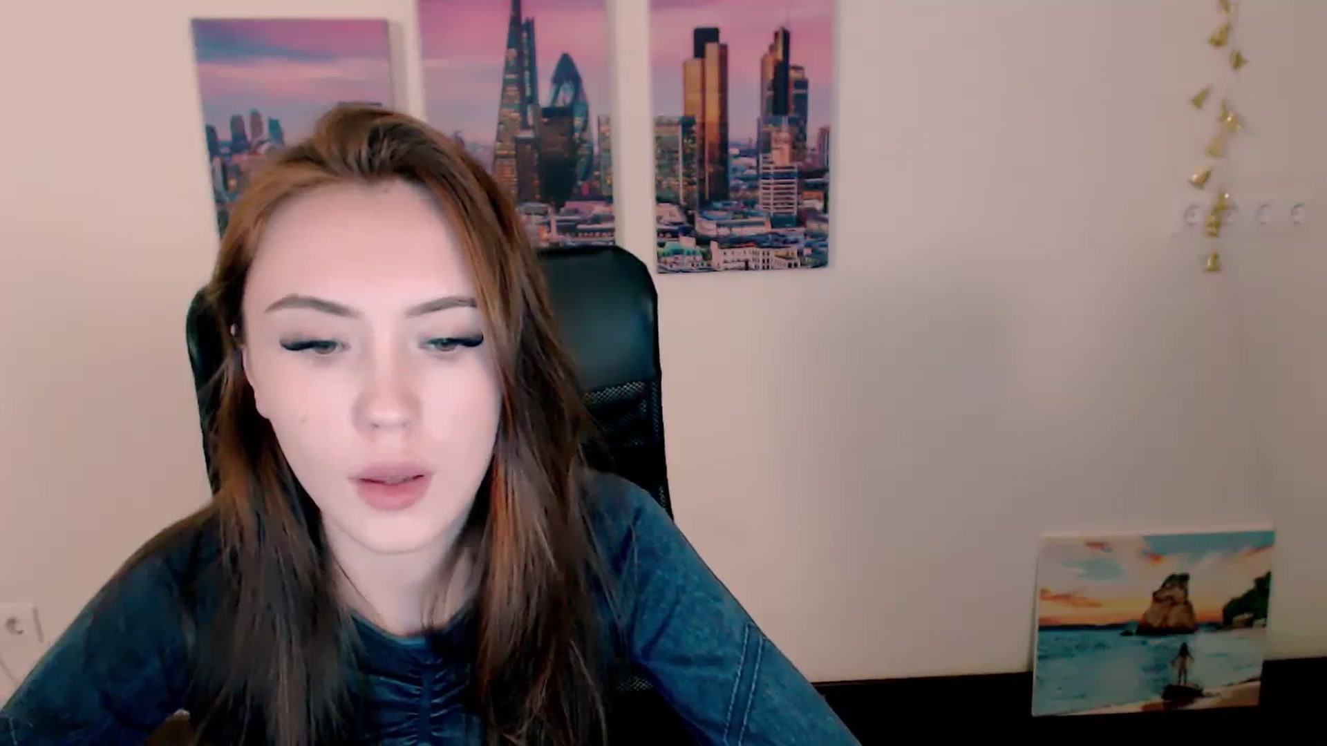 Gallery image thumbnail from Nikonara_'s myfreecams stream on, 03/25/2024, 16:49 image 2 of 20
