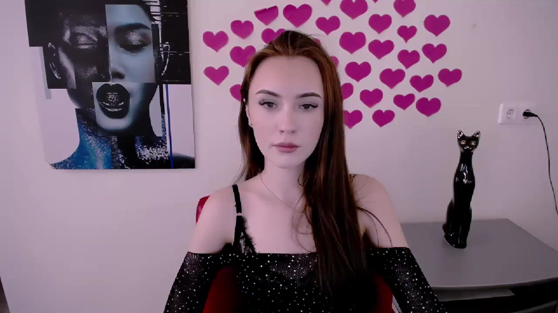 Gallery image thumbnail from Nikonara_'s myfreecams stream on, 04/12/2024, 14:29 image 17 of 20