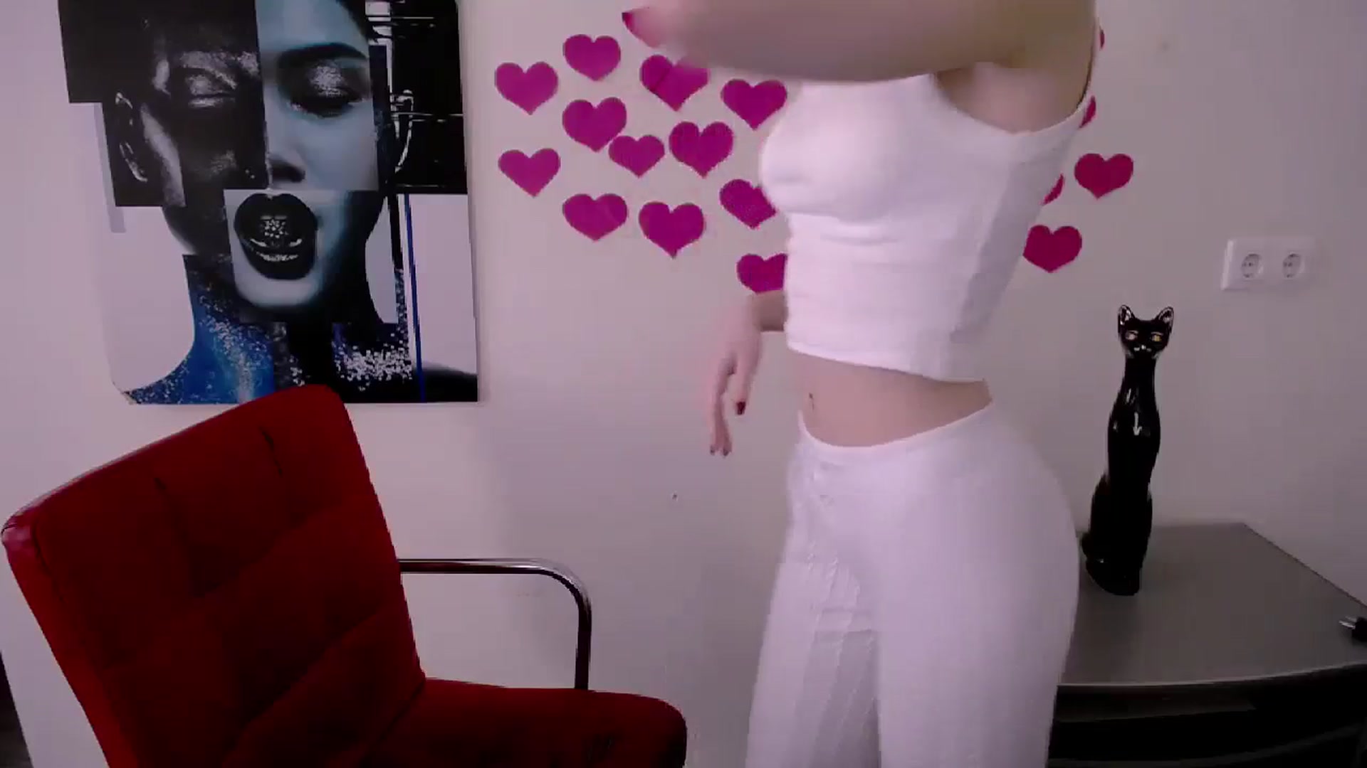 Gallery image thumbnail from Nikonara_'s myfreecams stream on, 04/14/2024, 13:53 image 7 of 20