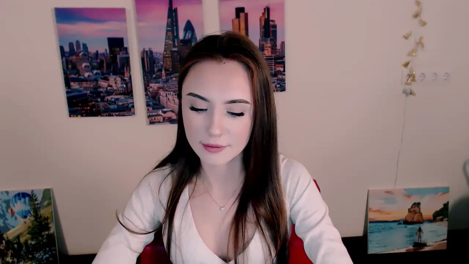 Gallery image thumbnail from Nikonara_'s myfreecams stream on, 04/22/2024, 16:06 image 10 of 20