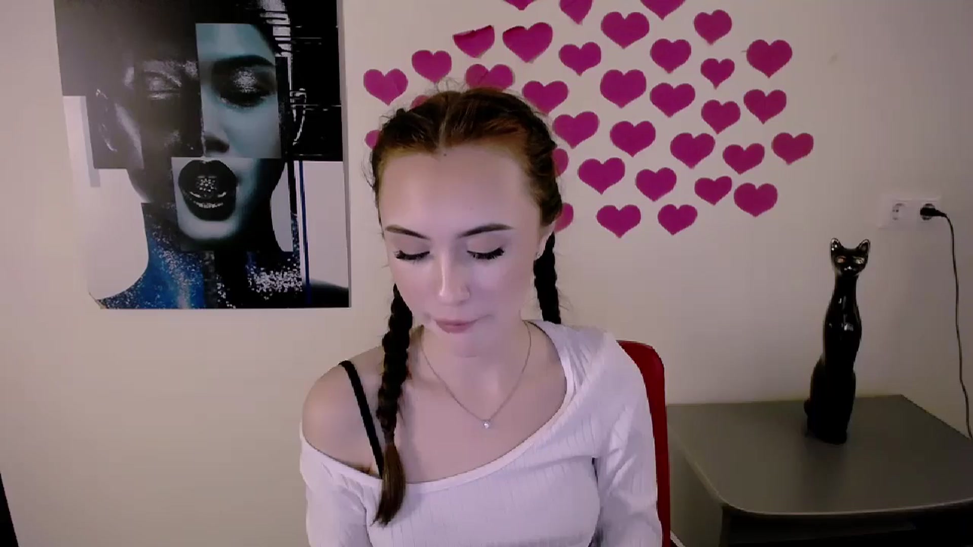 Gallery image thumbnail from Nikonara_'s myfreecams stream on, 04/25/2024, 17:23 image 8 of 20