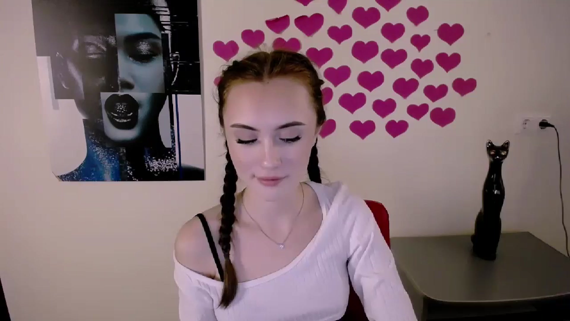 Gallery image thumbnail from Nikonara_'s myfreecams stream on, 04/25/2024, 17:23 image 9 of 20