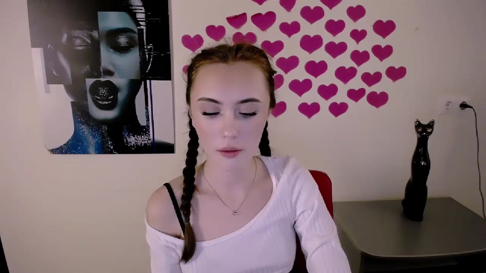 Gallery image thumbnail from Nikonara_'s myfreecams stream on, 04/25/2024, 17:23 image 2 of 20