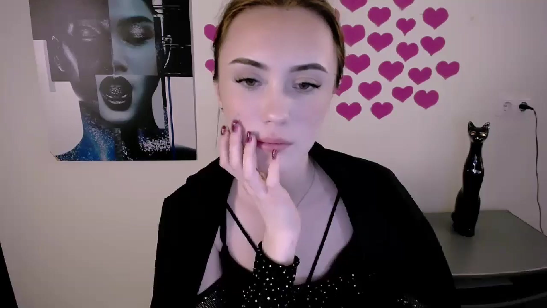 Gallery image thumbnail from Nikonara_'s myfreecams stream on, 04/28/2024, 17:41 image 11 of 20