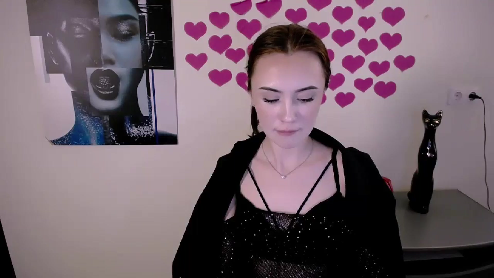Gallery image thumbnail from Nikonara_'s myfreecams stream on, 04/28/2024, 17:41 image 2 of 20
