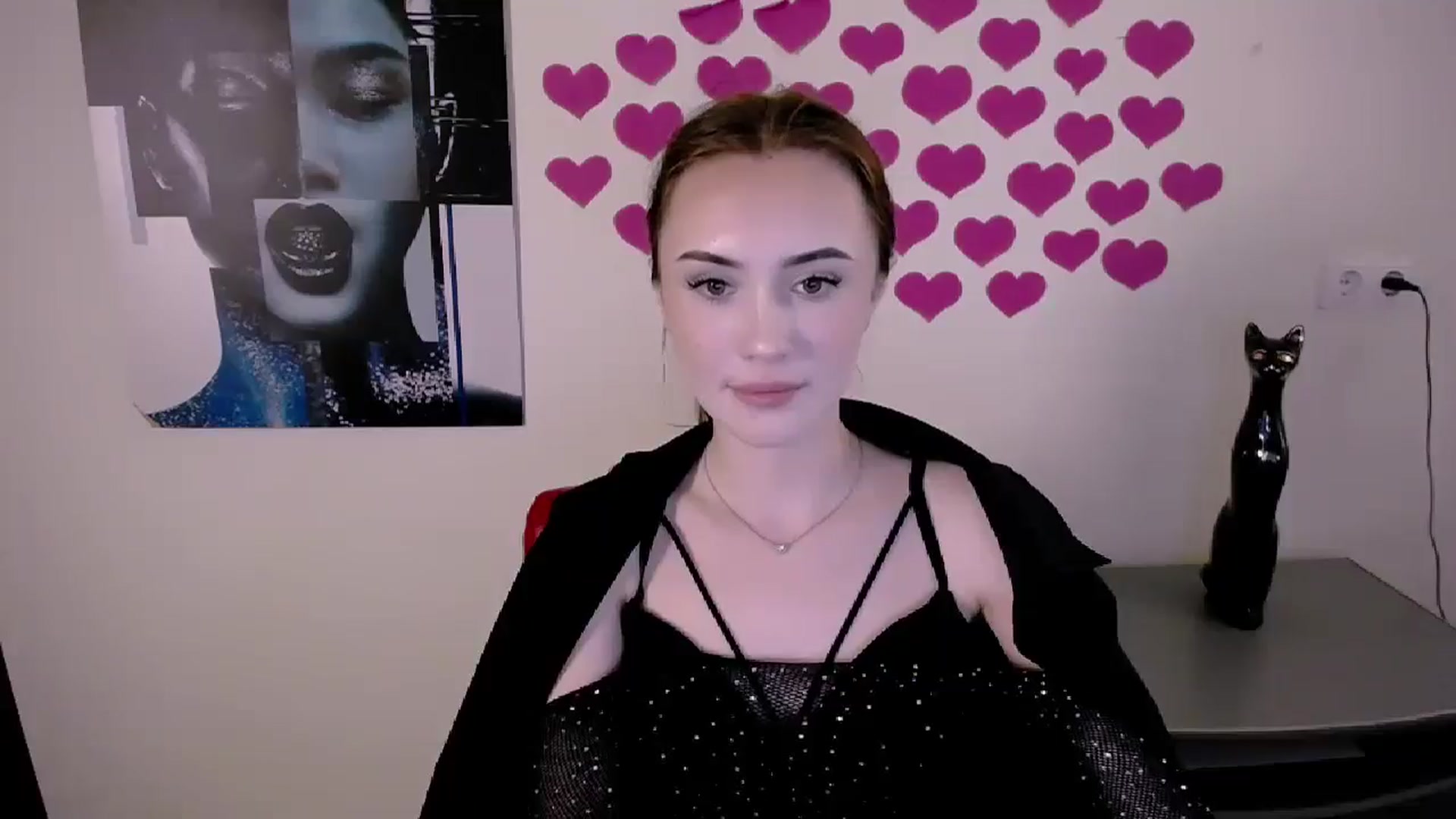 Gallery image thumbnail from Nikonara_'s myfreecams stream on, 04/28/2024, 17:41 image 6 of 20