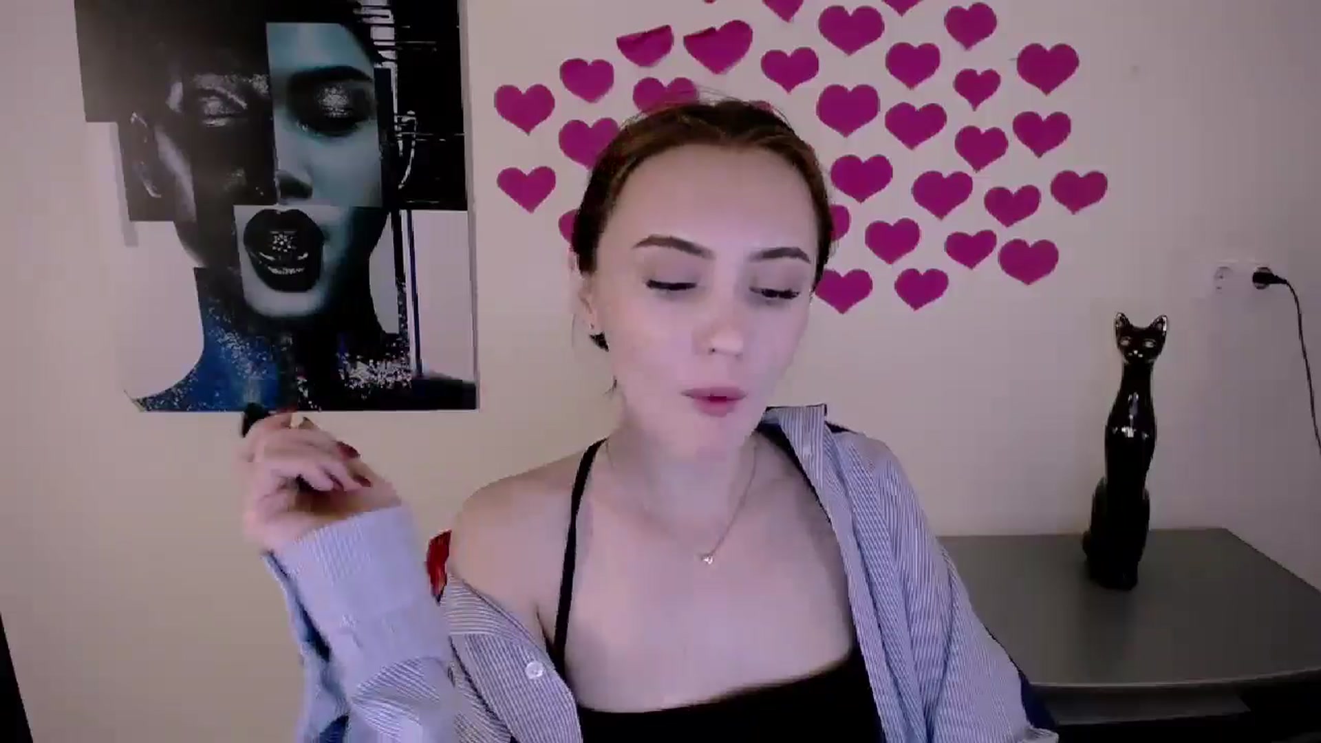 Gallery image thumbnail from Nikonara_'s myfreecams stream on, 05/02/2024, 17:41 image 7 of 20