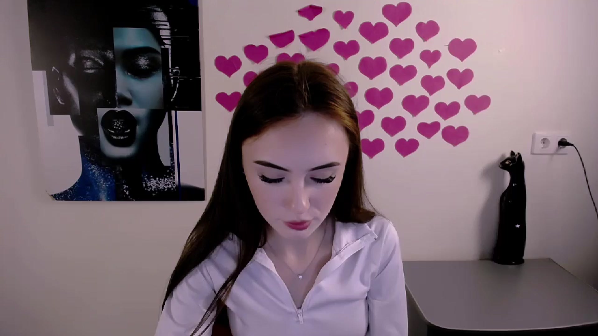 Gallery image thumbnail from Nikonara_'s myfreecams stream on, 05/14/2024, 13:25 image 16 of 20