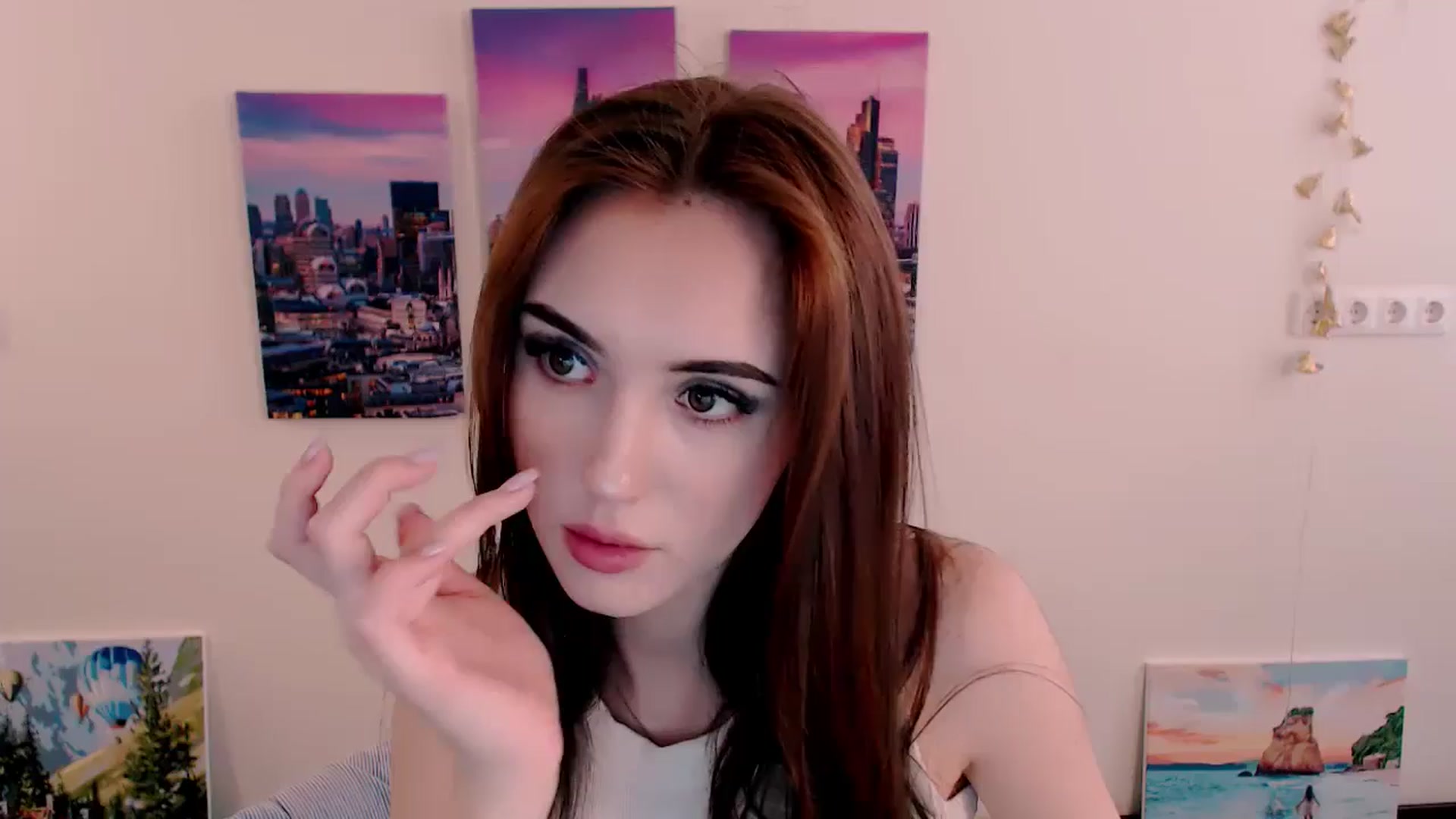 Gallery image thumbnail from Nikonara_'s myfreecams stream on, 05/17/2024, 13:05 image 1 of 20
