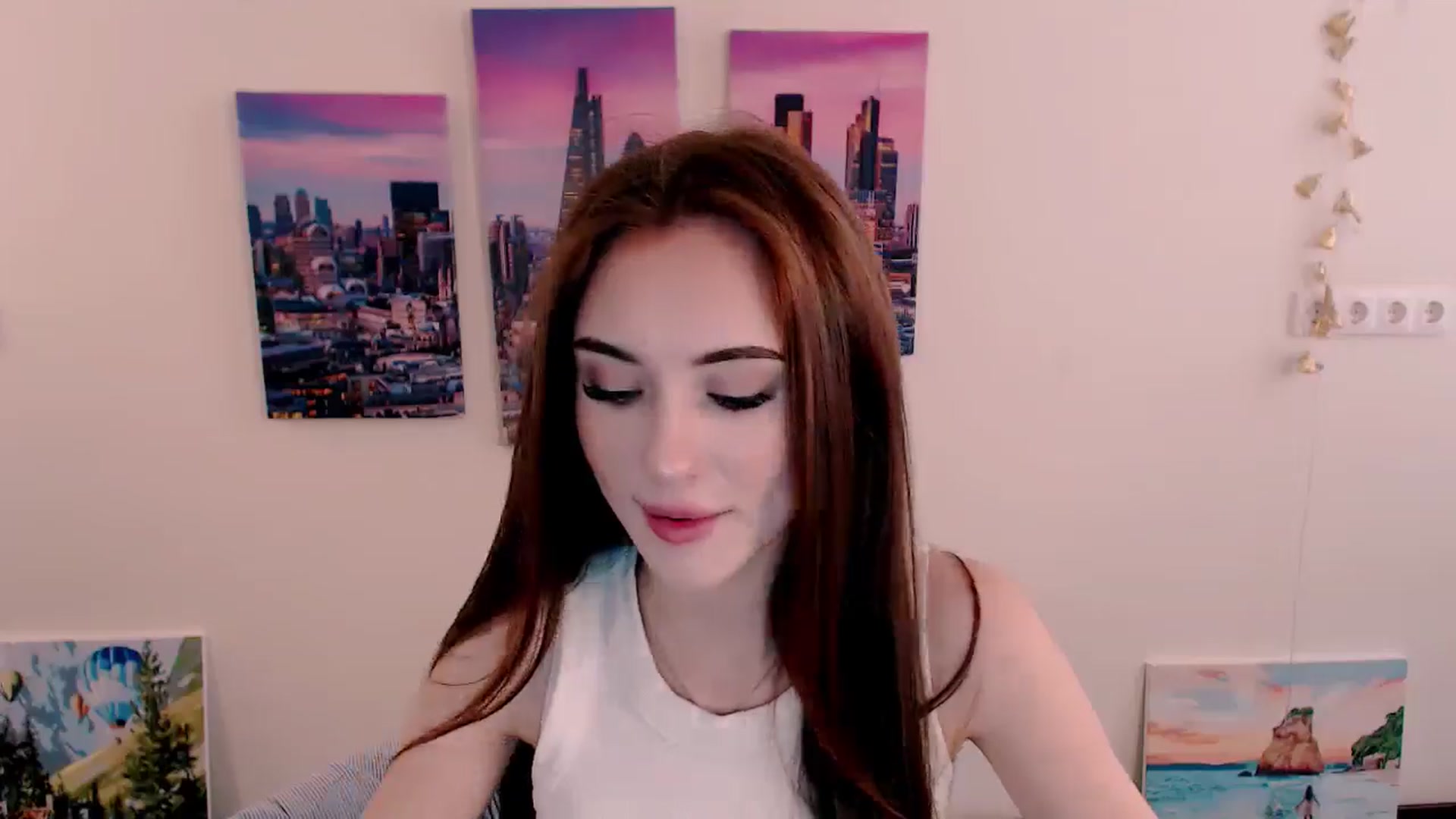 Gallery image thumbnail from Nikonara_'s myfreecams stream on, 05/17/2024, 13:05 image 16 of 20