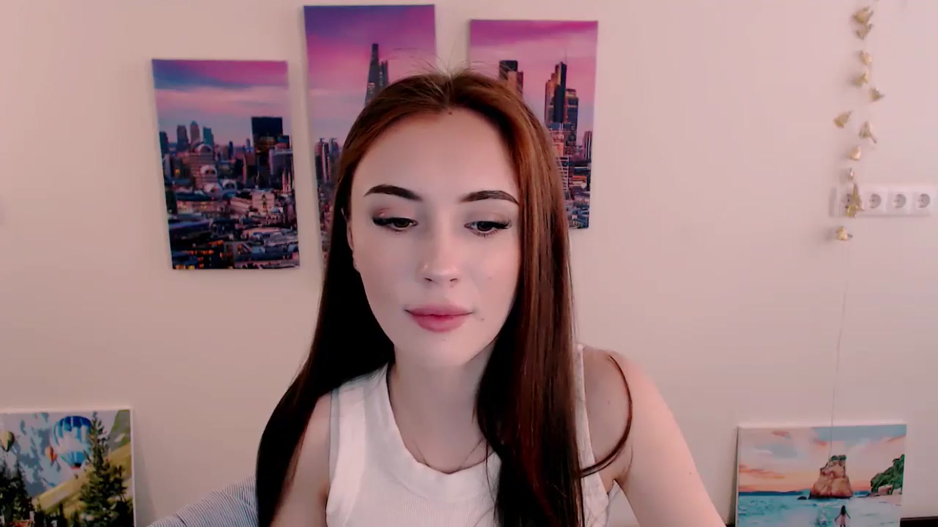 Gallery image thumbnail from Nikonara_'s myfreecams stream on, 05/17/2024, 13:05 image 19 of 20