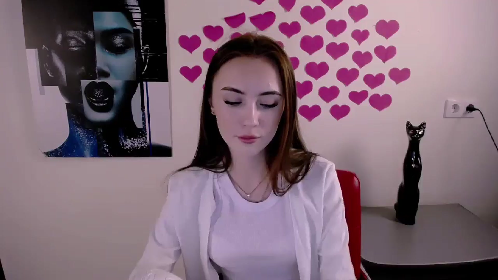 Gallery image thumbnail from Nikonara_'s myfreecams stream on, 05/18/2024, 13:19 image 18 of 20