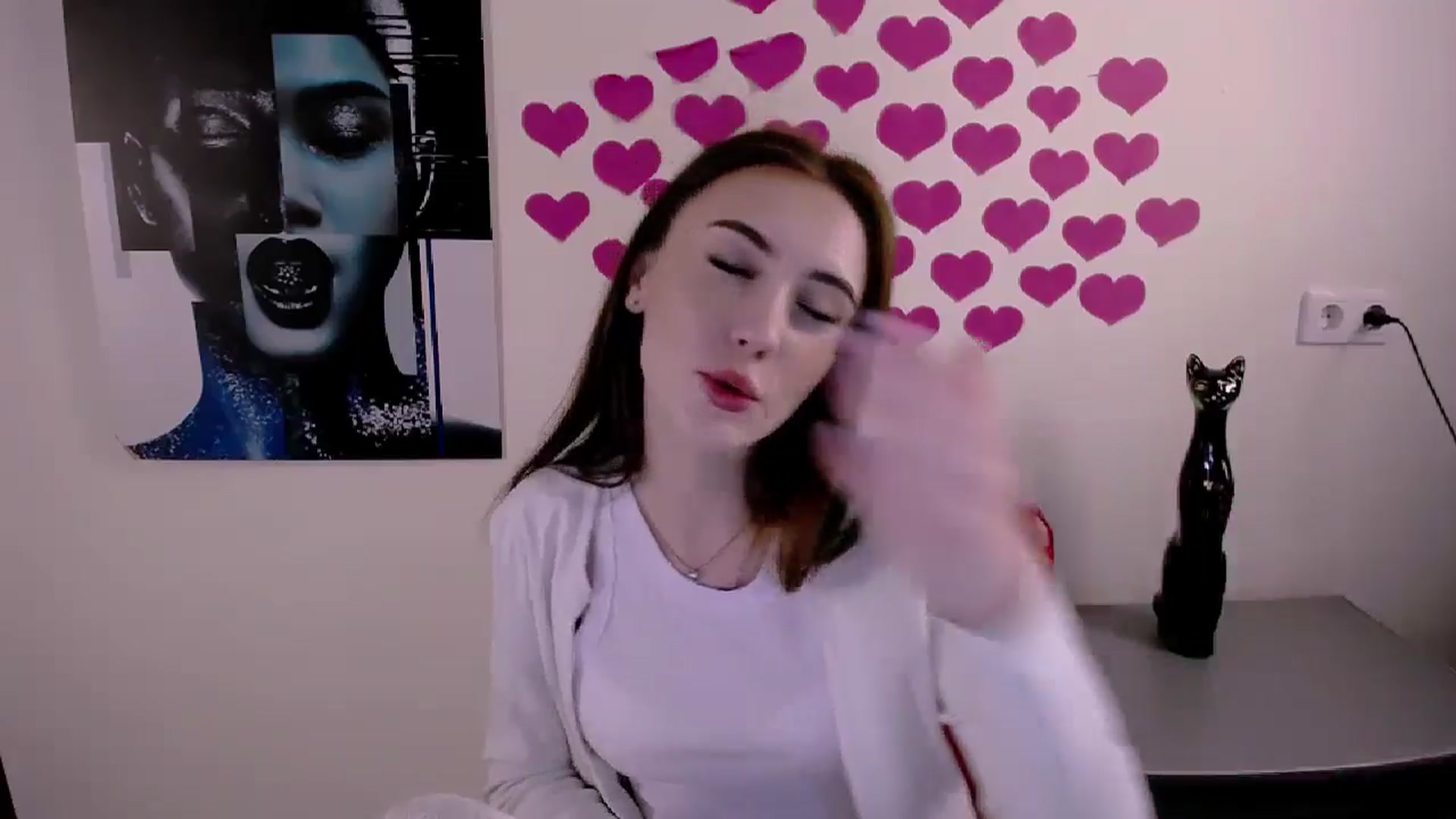 Gallery image thumbnail from Nikonara_'s myfreecams stream on, 05/18/2024, 13:19 image 17 of 20
