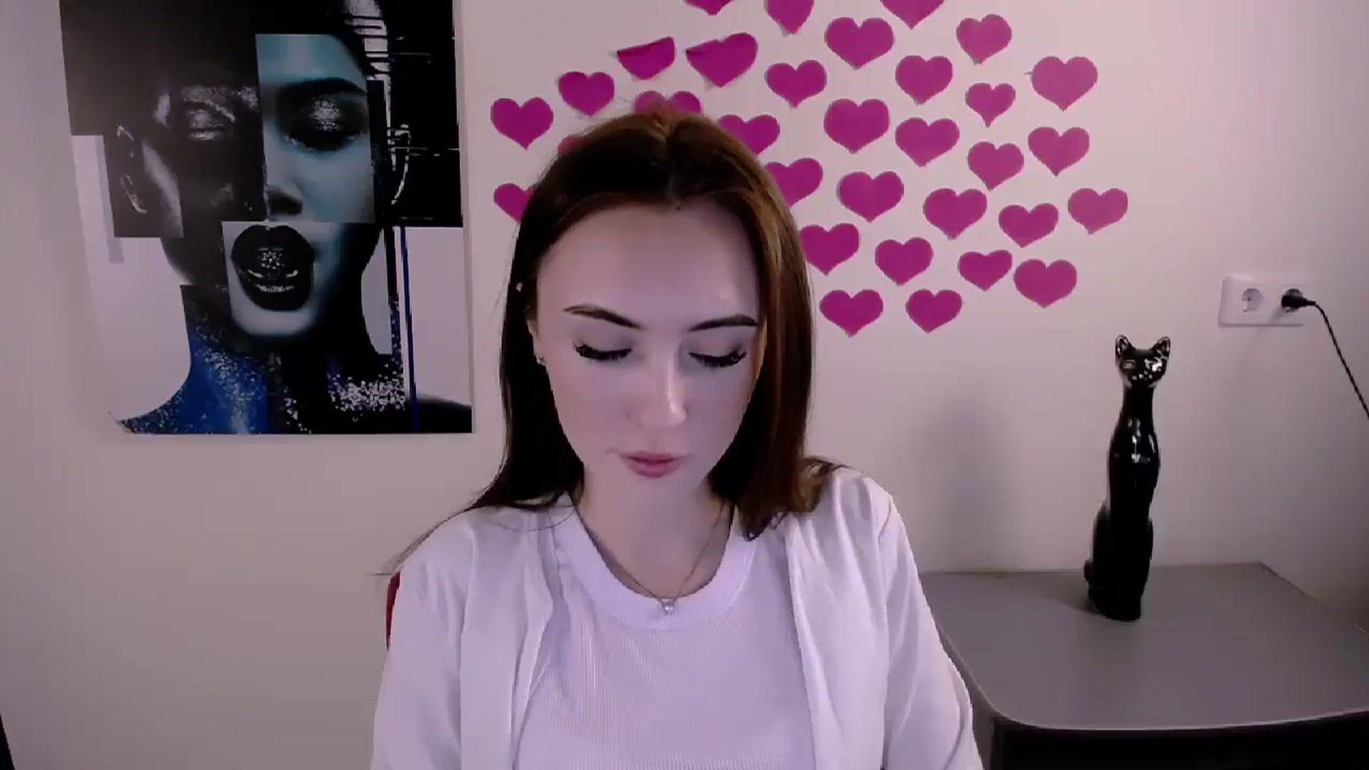 Gallery image thumbnail from Nikonara_'s myfreecams stream on, 05/18/2024, 13:19 image 8 of 20