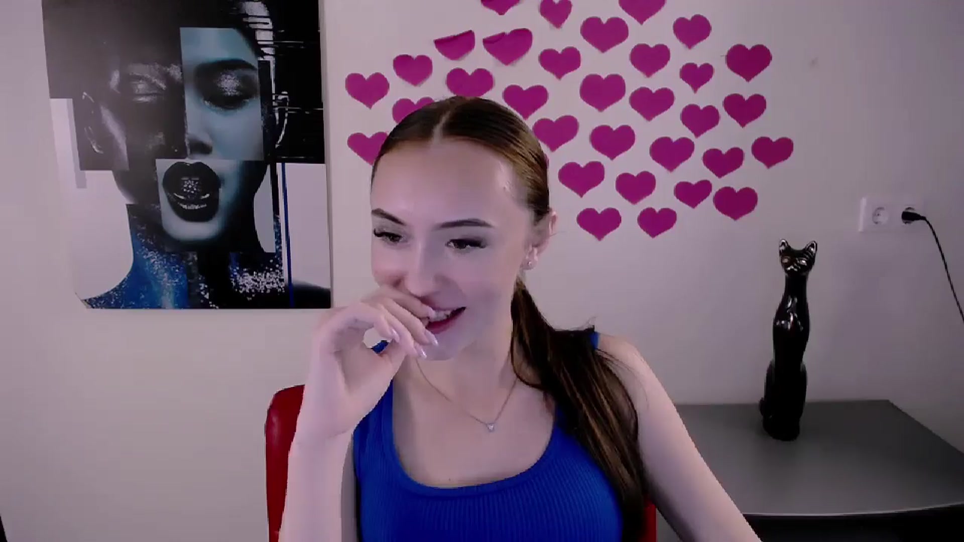 Gallery image thumbnail from Nikonara_'s myfreecams stream on, 05/20/2024, 17:18 image 7 of 20
