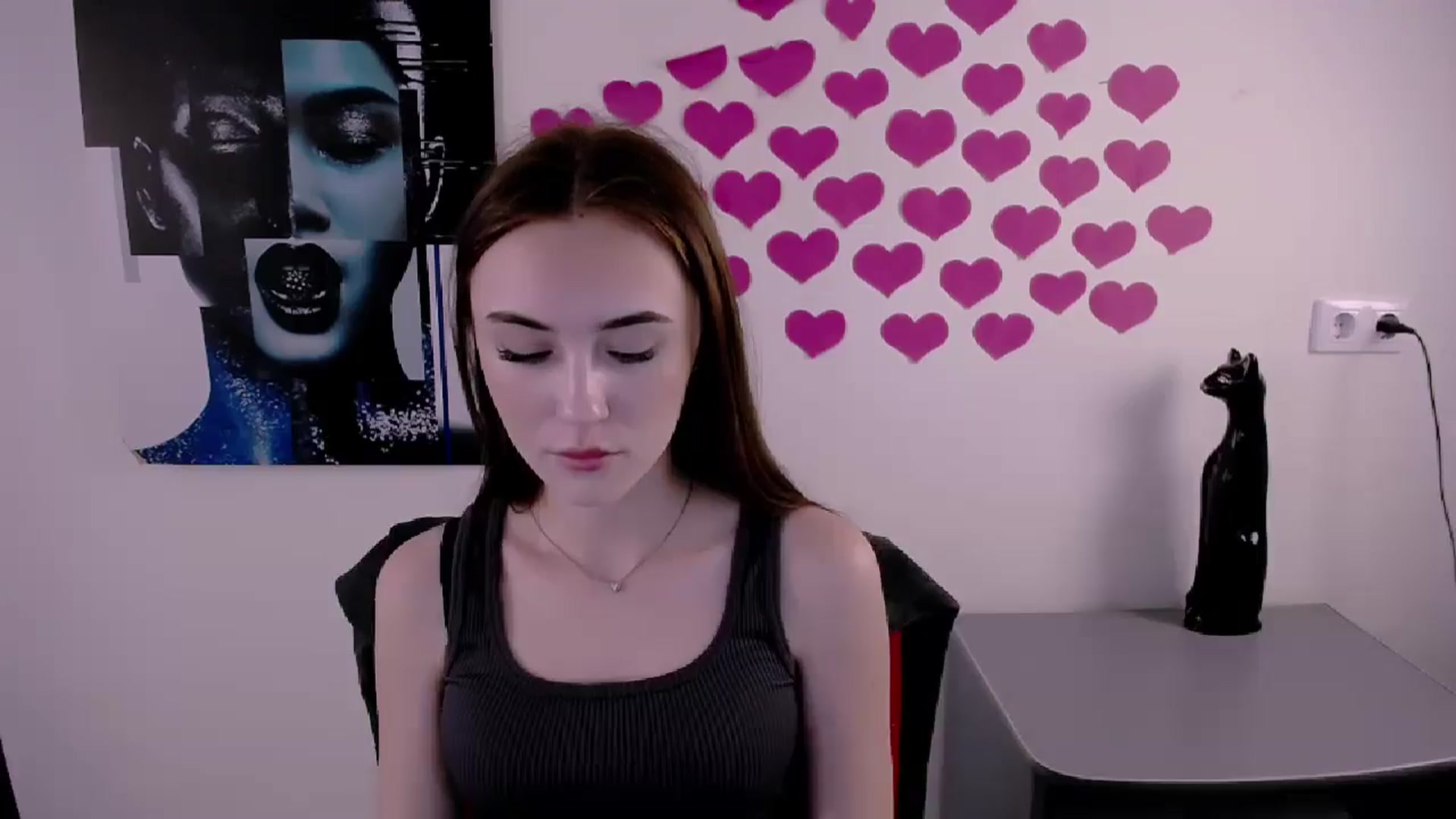 Gallery image thumbnail from Nikonara_'s myfreecams stream on, 05/25/2024, 13:00 image 8 of 20