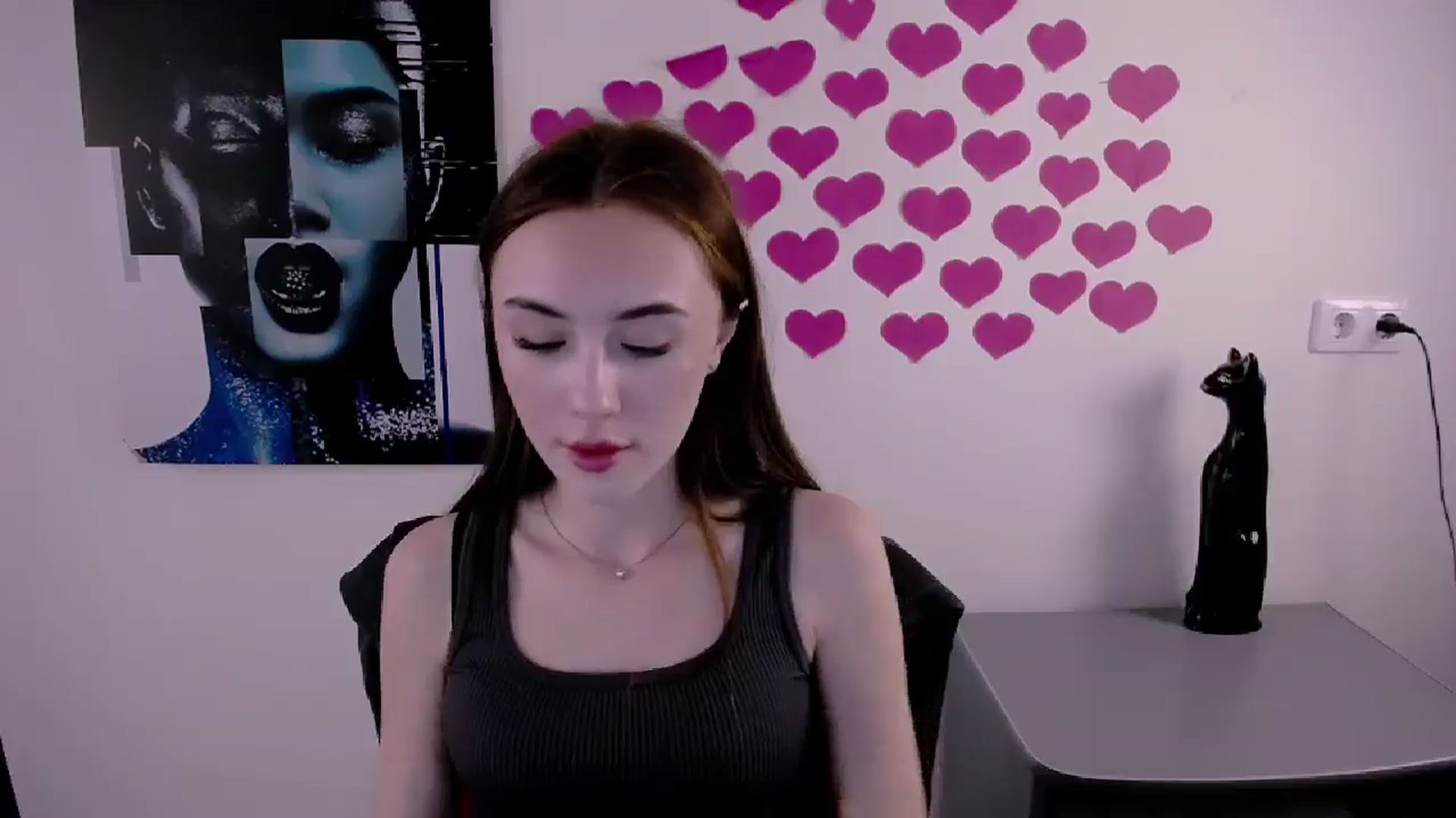 Gallery image thumbnail from Nikonara_'s myfreecams stream on, 05/25/2024, 13:00 image 4 of 20