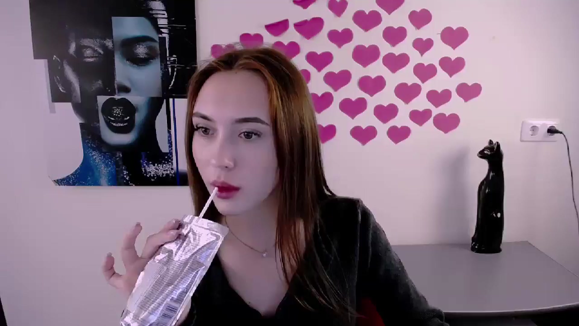 Gallery image thumbnail from Nikonara_'s myfreecams stream on, 05/25/2024, 13:21 image 14 of 20