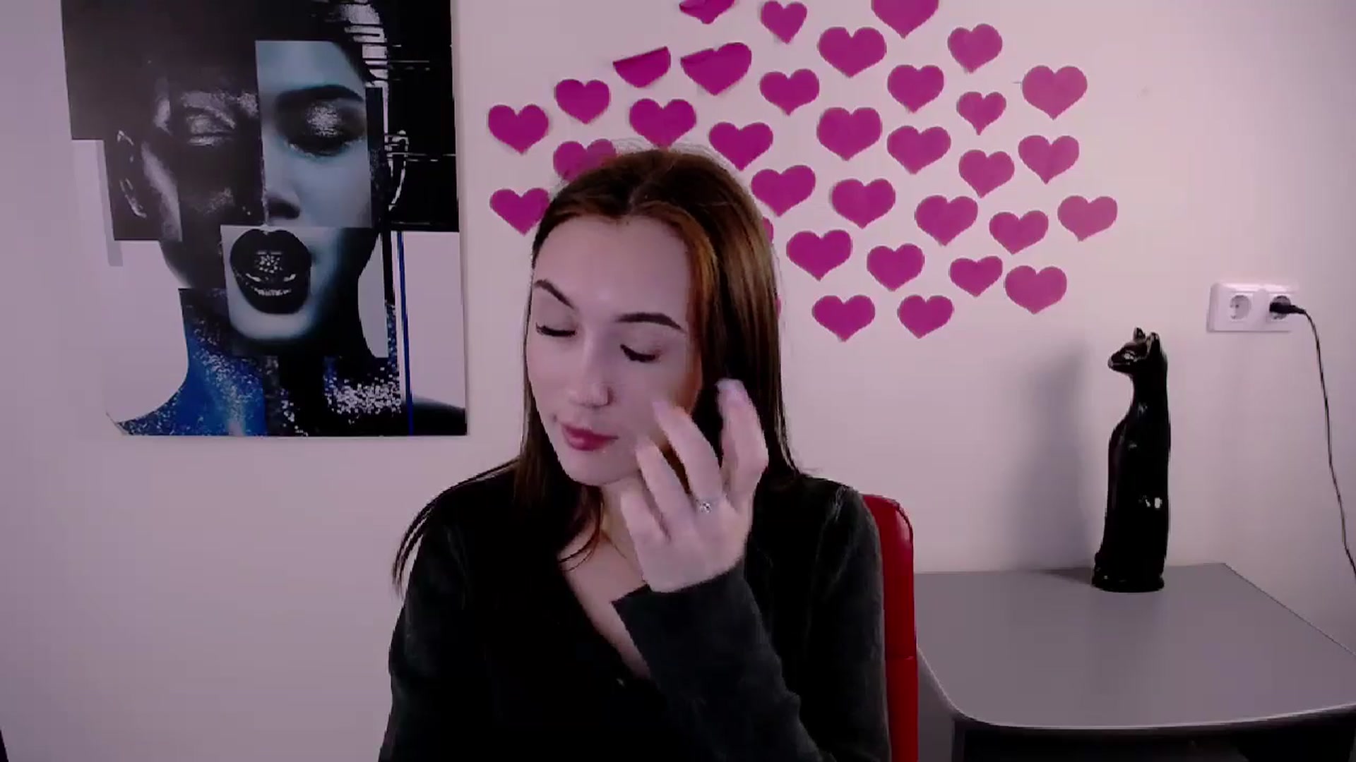 Gallery image thumbnail from Nikonara_'s myfreecams stream on, 05/25/2024, 14:57 image 7 of 20