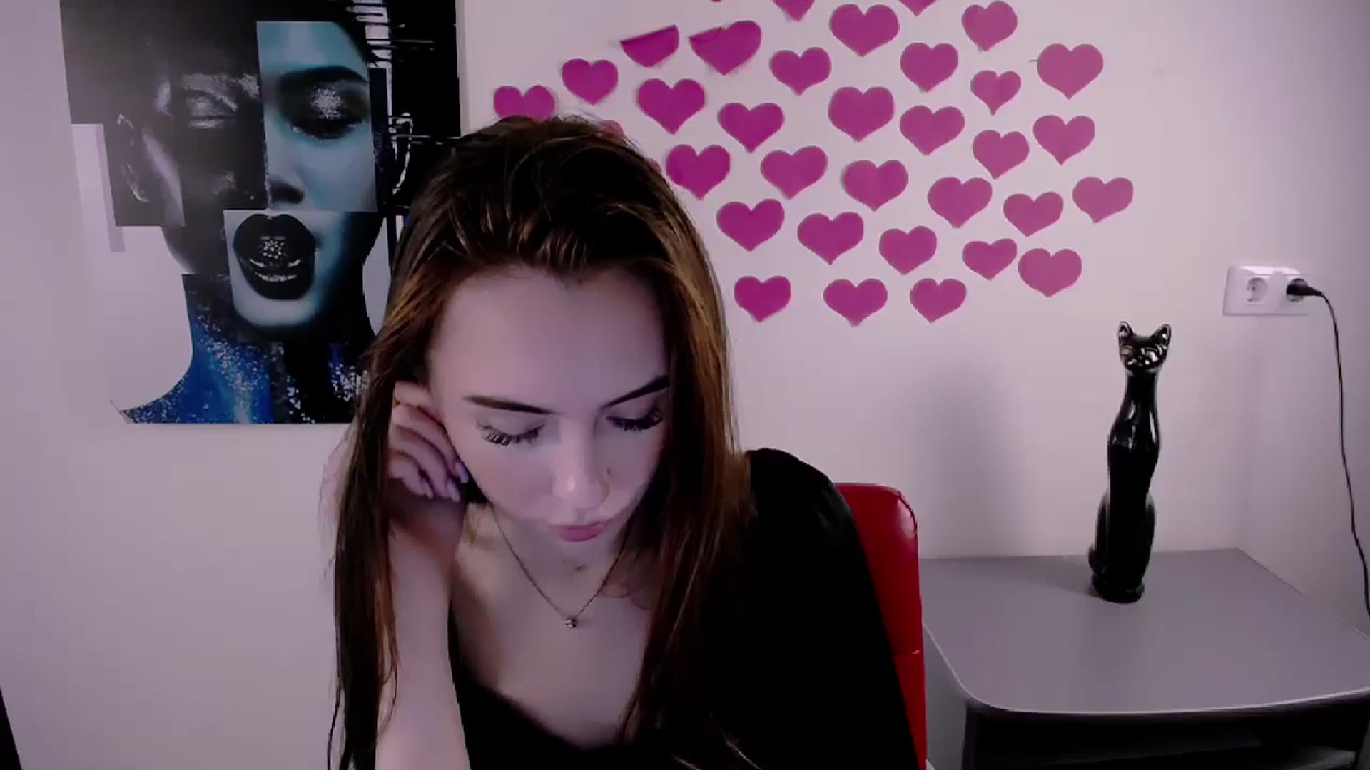 Gallery image thumbnail from Nikonara_'s myfreecams stream on, 05/27/2024, 14:49 image 14 of 20