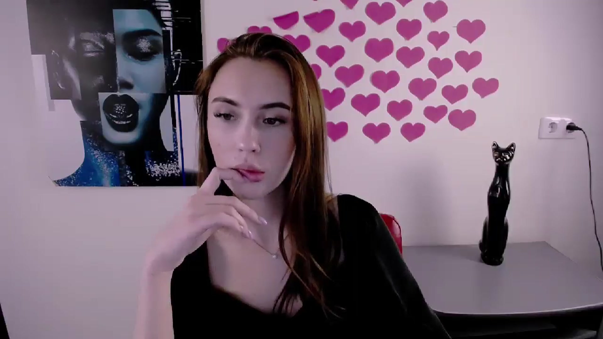 Gallery image thumbnail from Nikonara_'s myfreecams stream on, 05/27/2024, 14:49 image 12 of 20