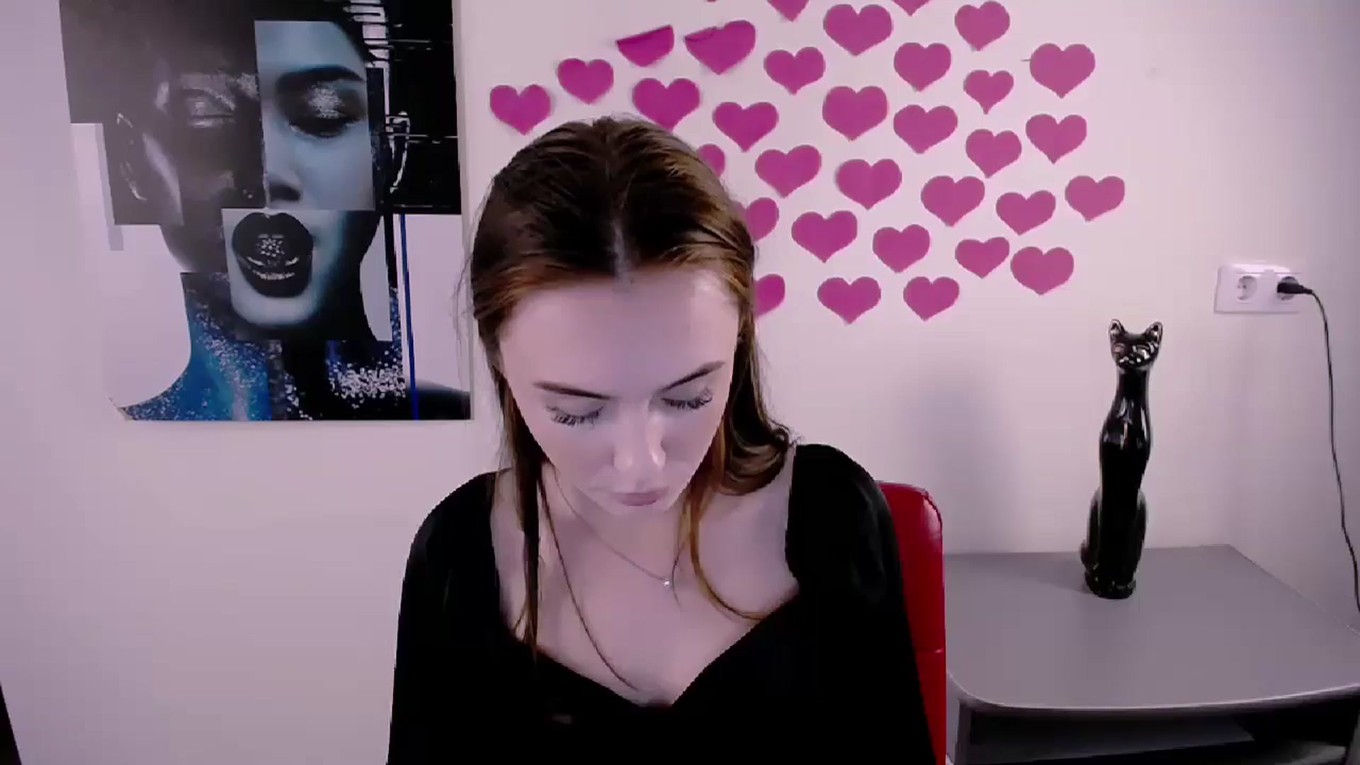 Gallery image thumbnail from Nikonara_'s myfreecams stream on, 05/27/2024, 15:13 image 8 of 20